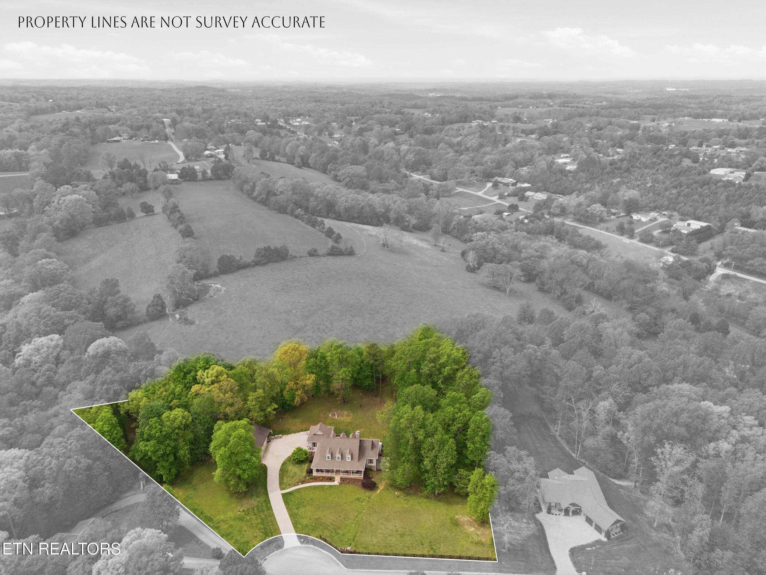 1930 Maple Hills Lane Loudon TN 37774