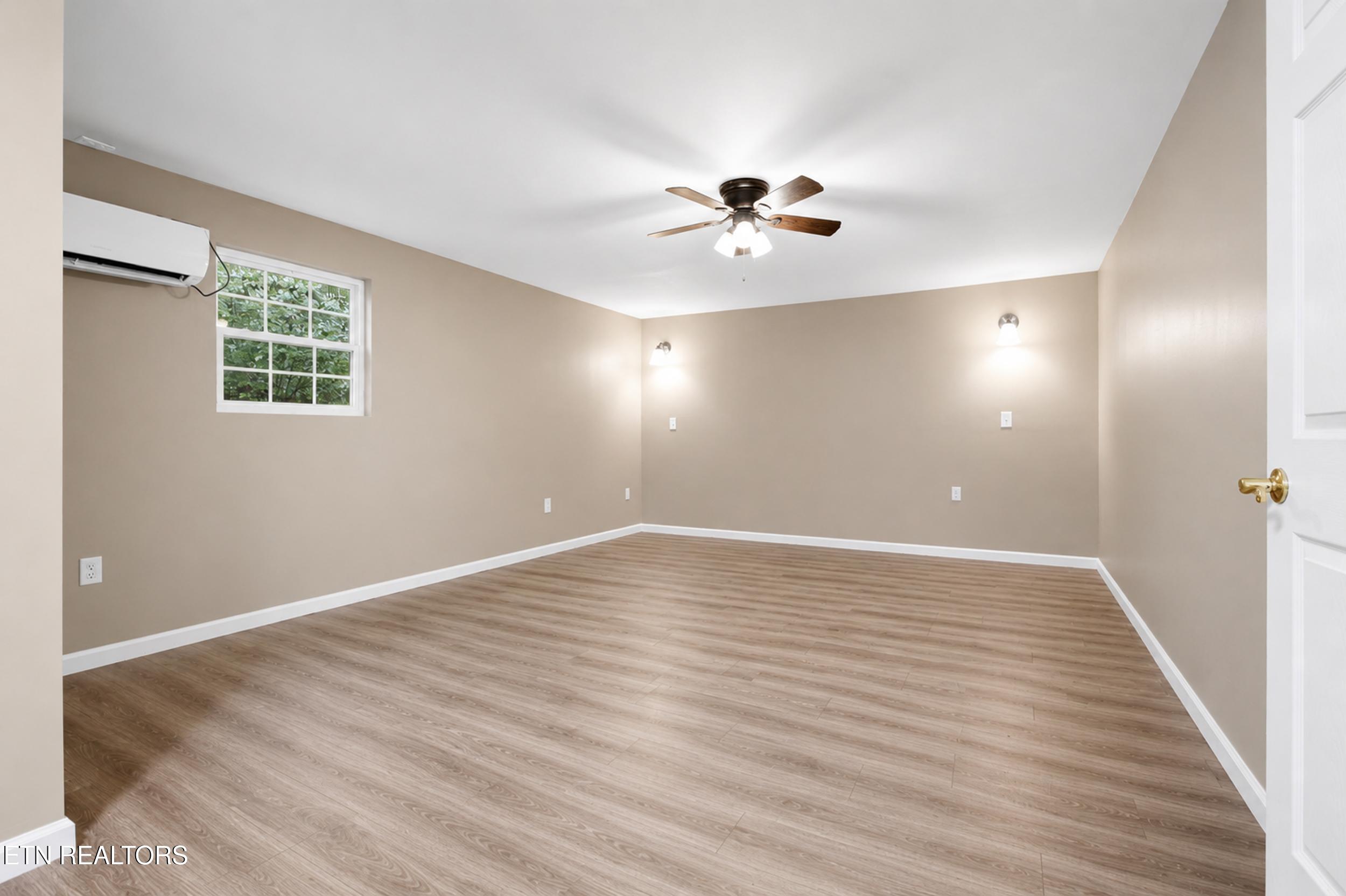 1818 Tillery Square Lane Knoxville TN 37912