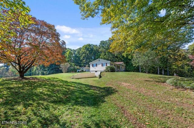 431 Black Oak Road Clinton TN 37716