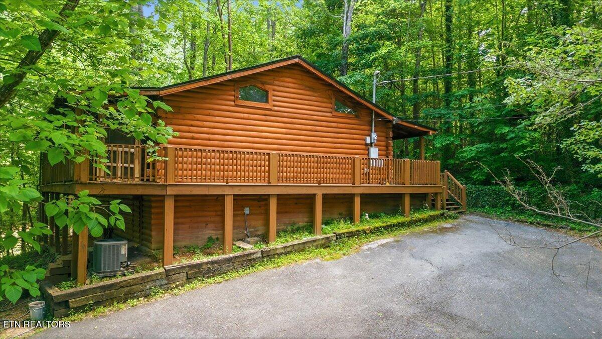 3961 Ole Smoky Way Sevierville TN 37862