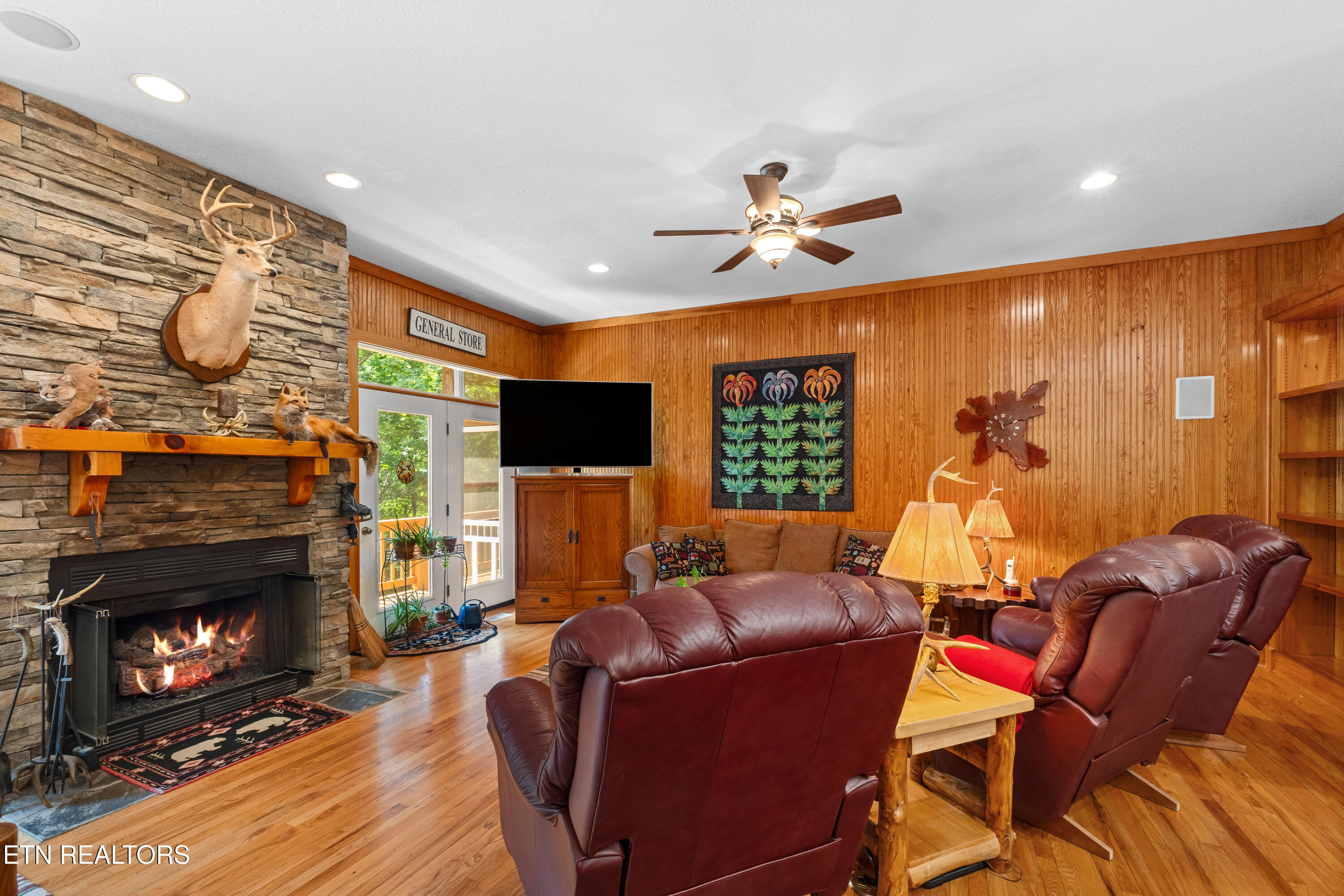 122 Lakeside Trace Townsend TN 37882