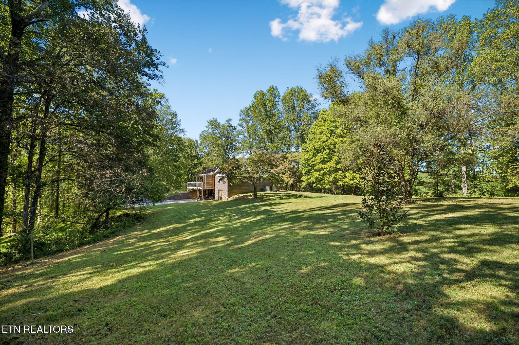 1813 Oak Grove Road Rocky Top TN 37769