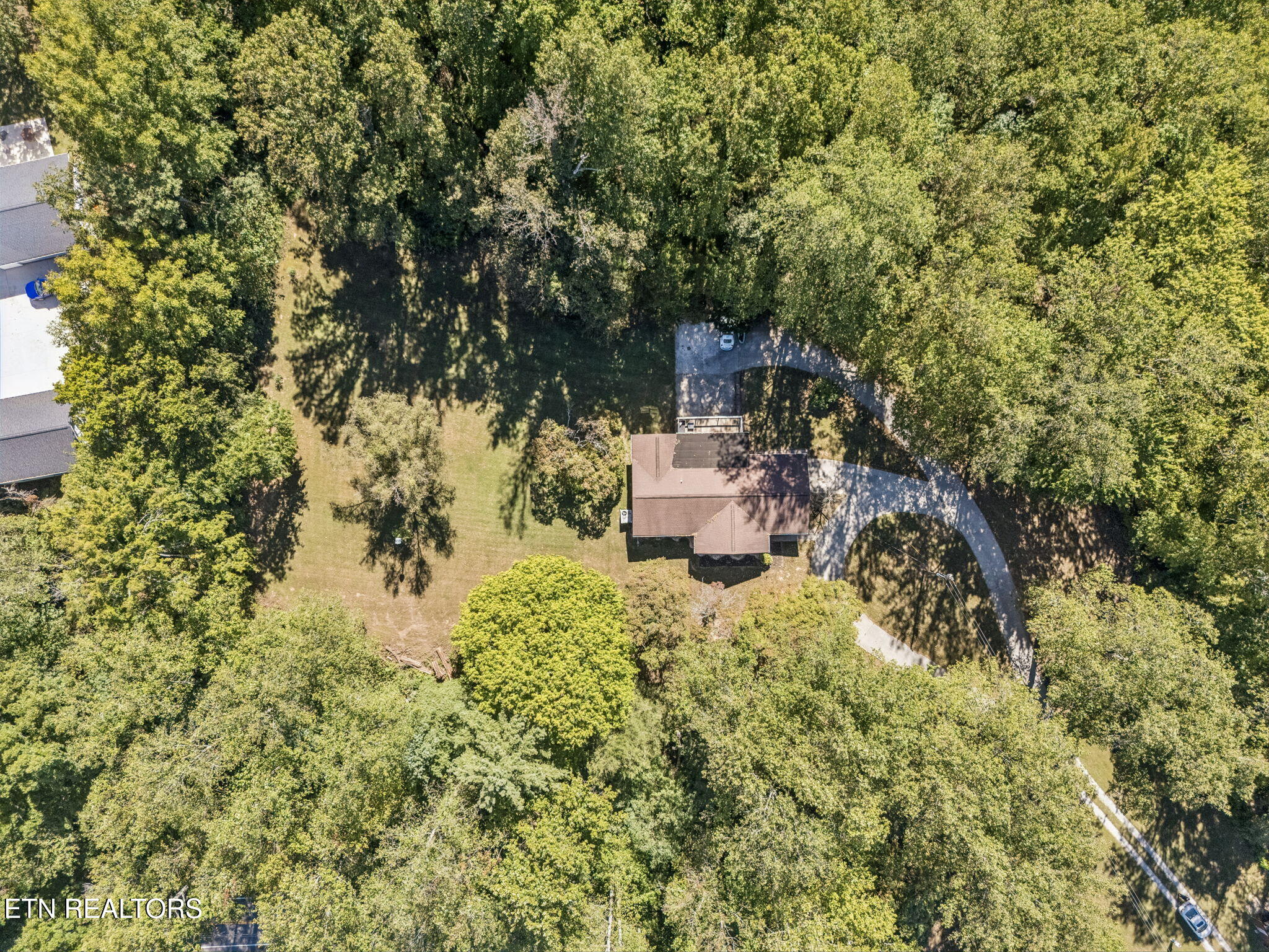 1813 Oak Grove Road Rocky Top TN 37769