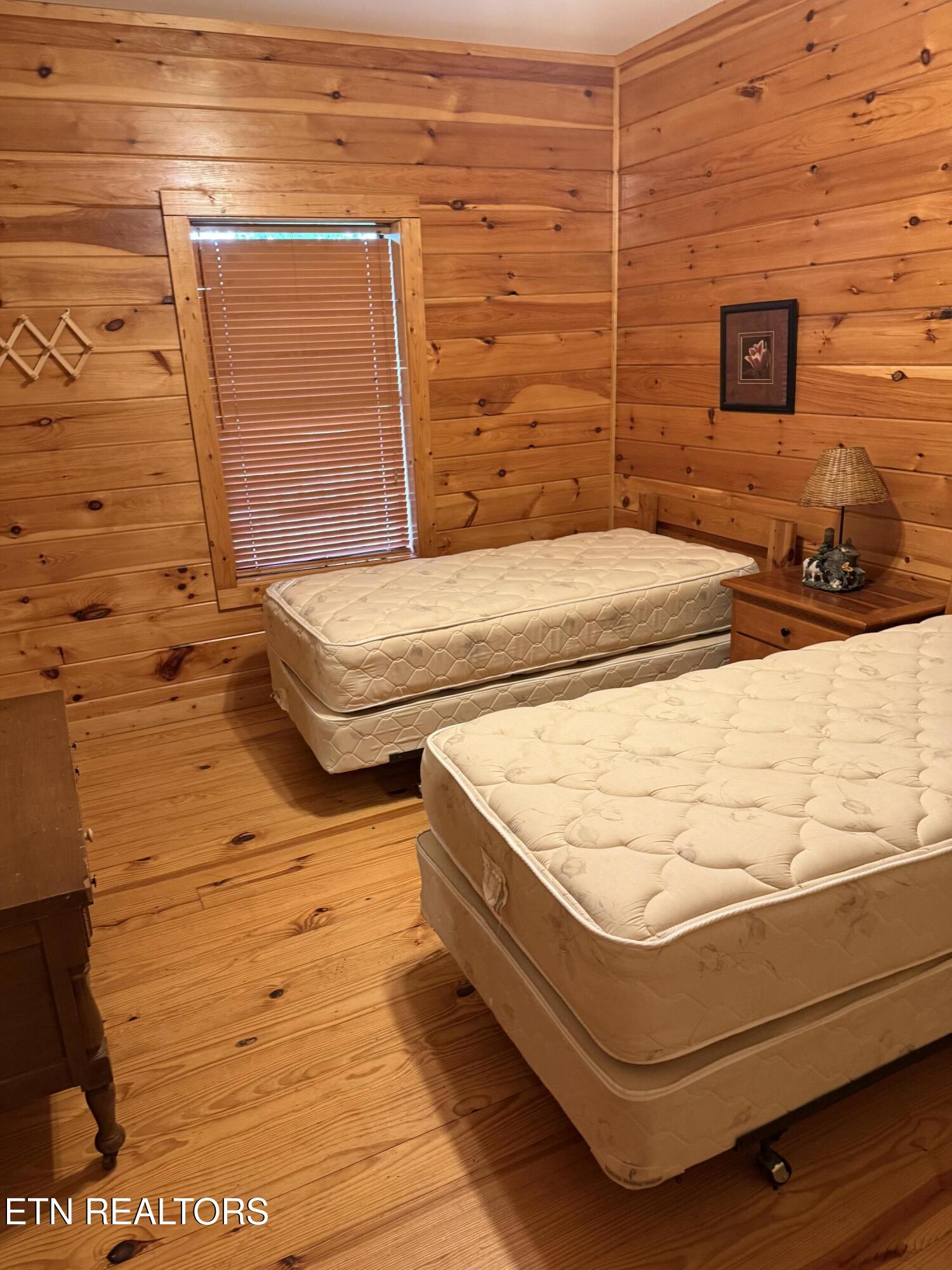 2020 Regans Ridge Way Sevierville TN 37876