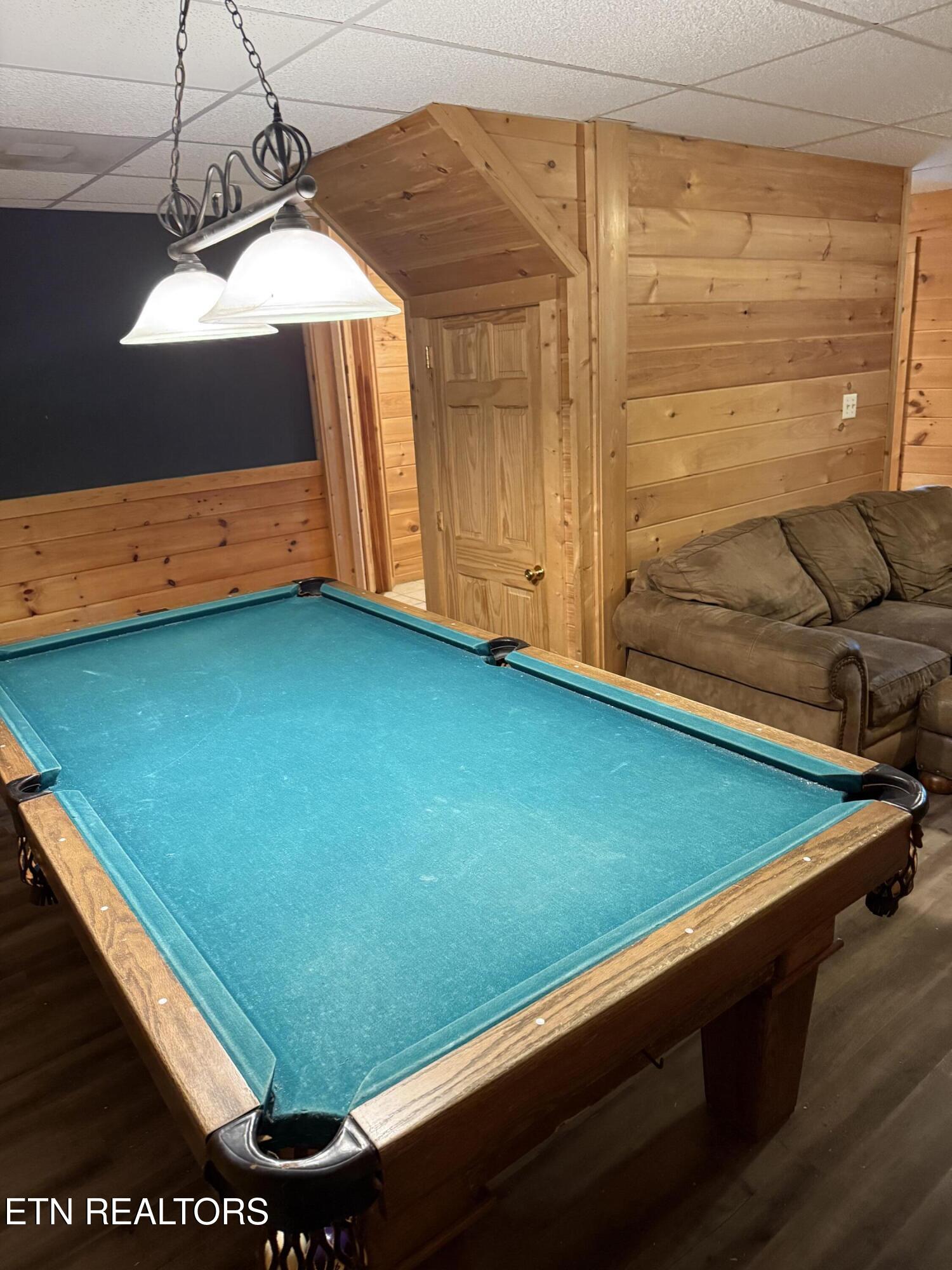 2020 Regans Ridge Way Sevierville TN 37876