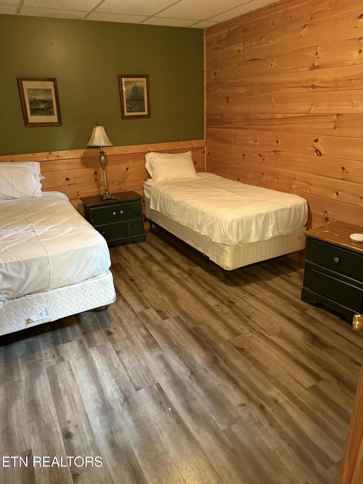 2020 Regans Ridge Way Sevierville TN 37876