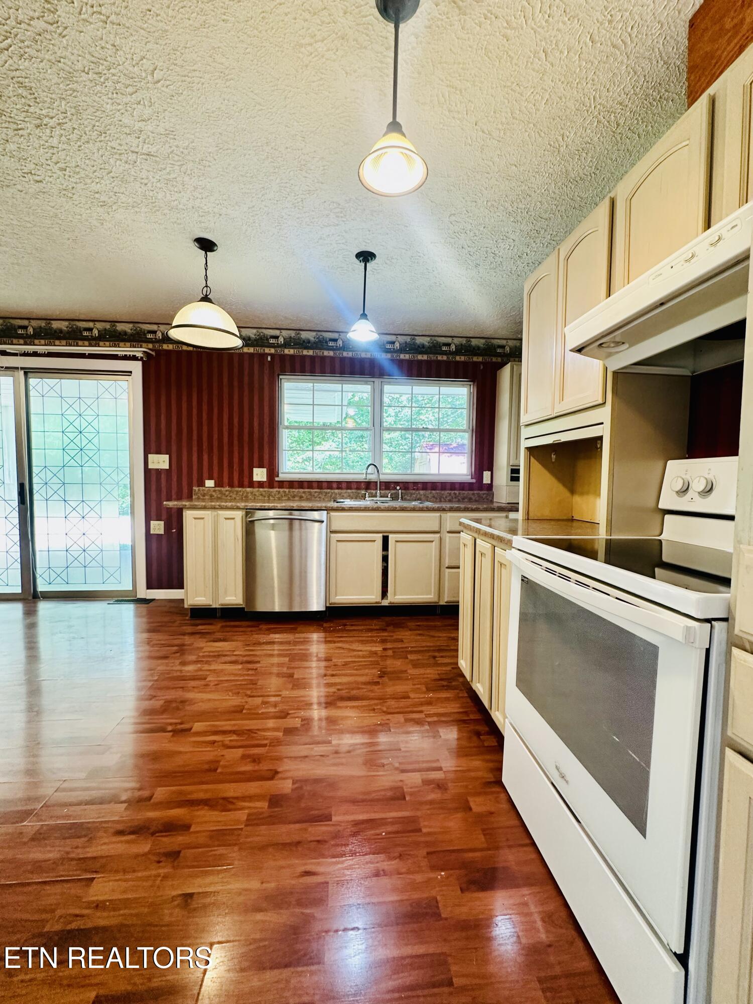 117 Coon Hunters Road Wartburg TN 37887