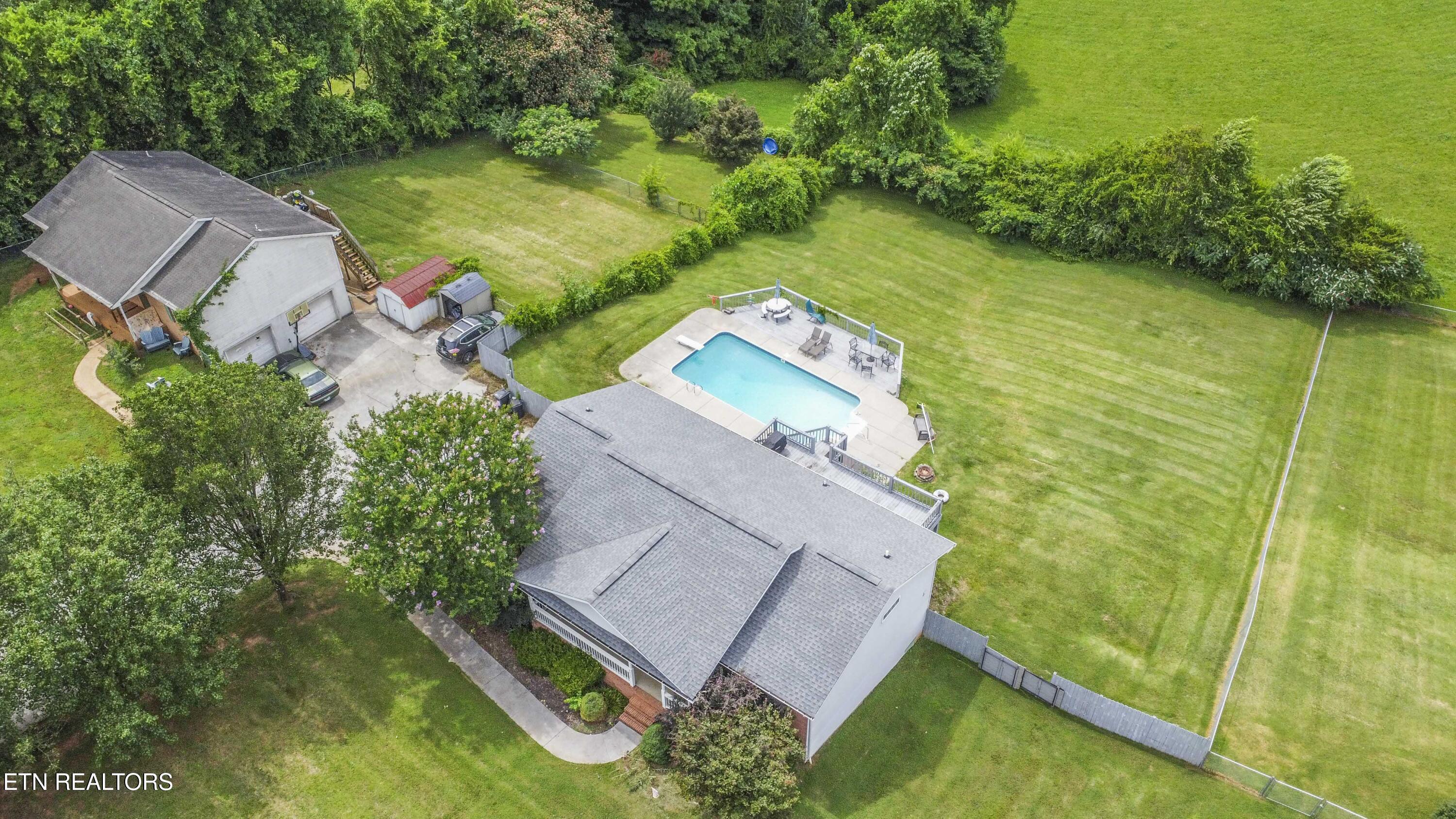 4215 Wildwood Road Maryville TN 37804