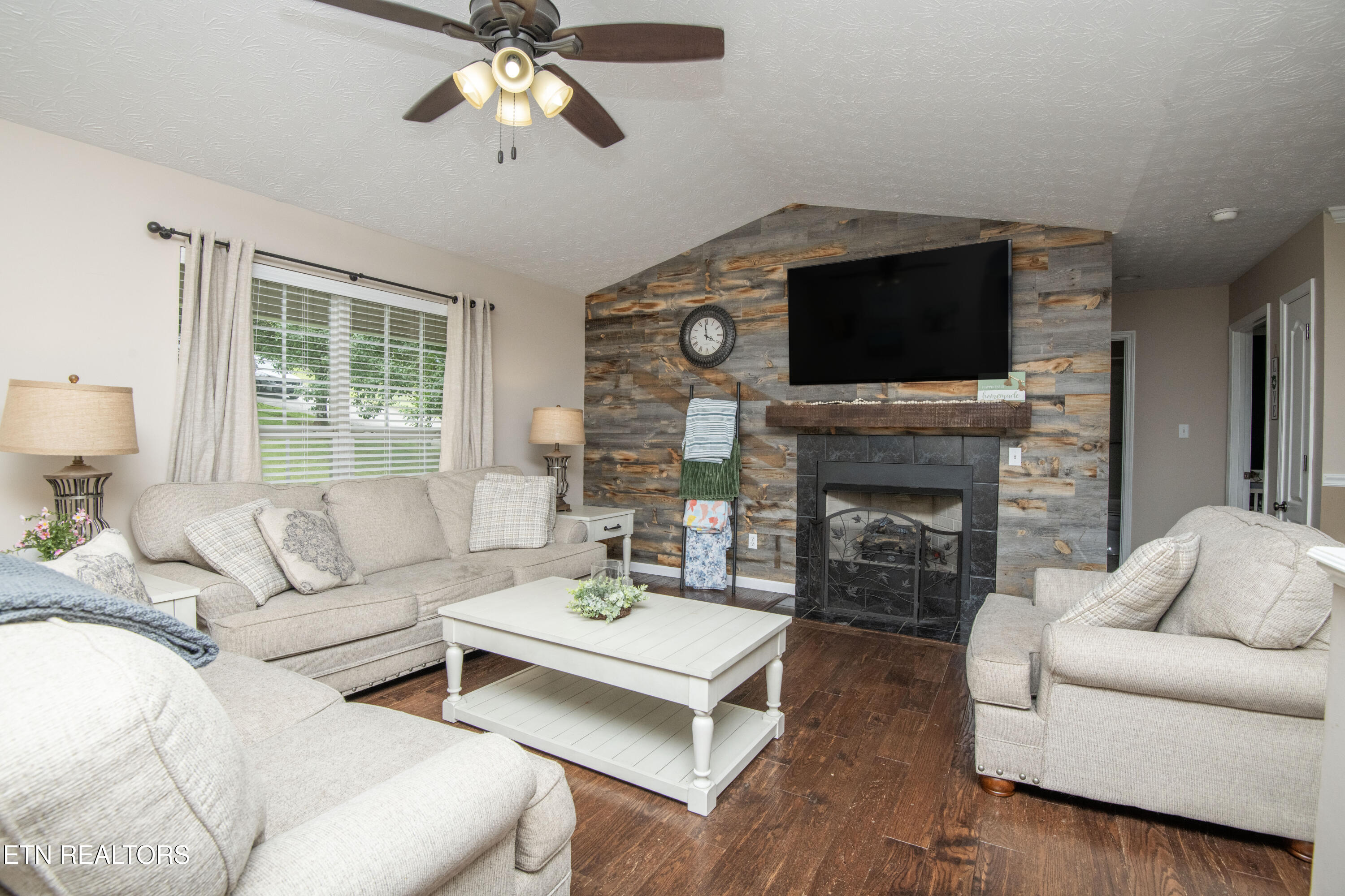 4215 Wildwood Road Maryville TN 37804