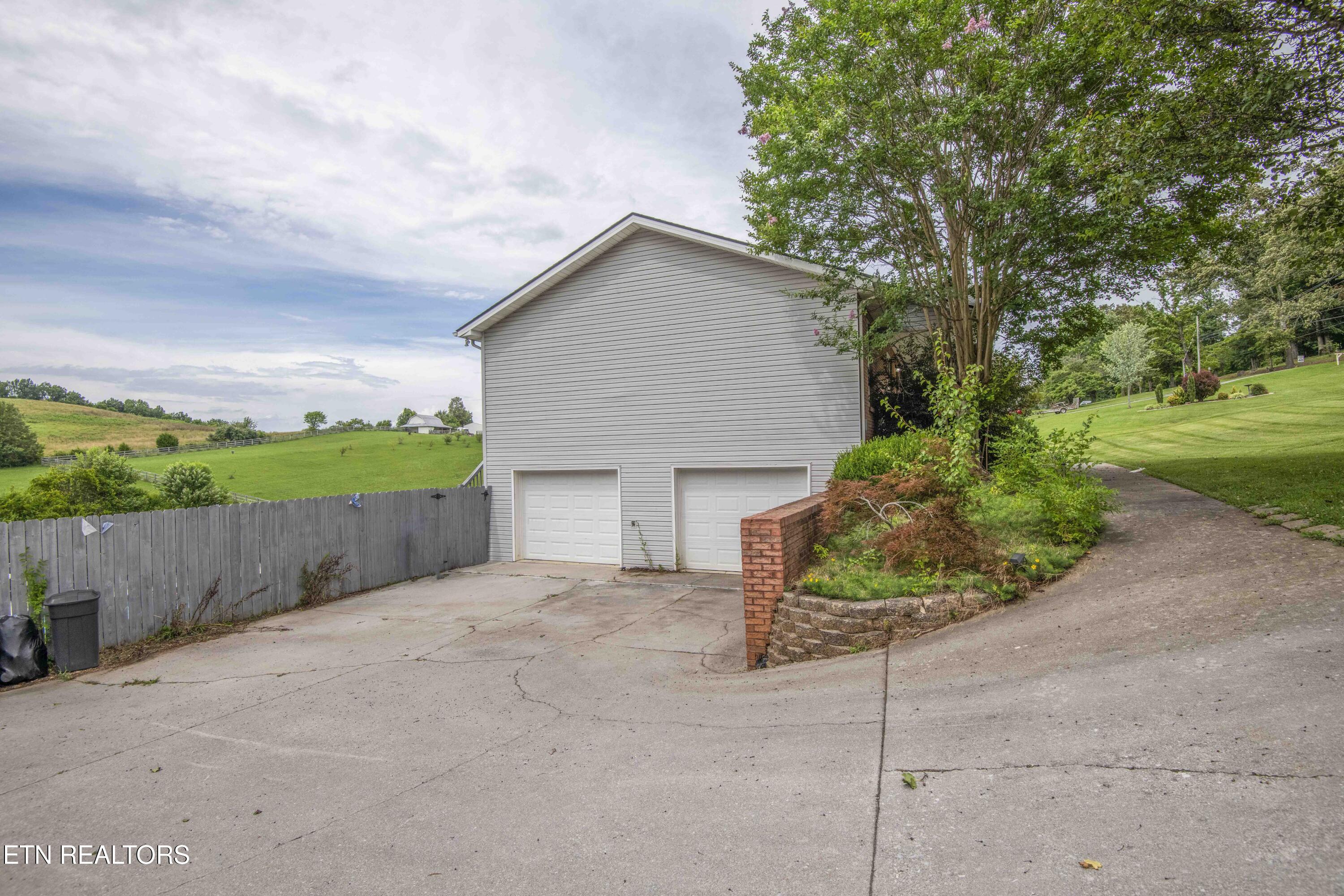 4215 Wildwood Road Maryville TN 37804