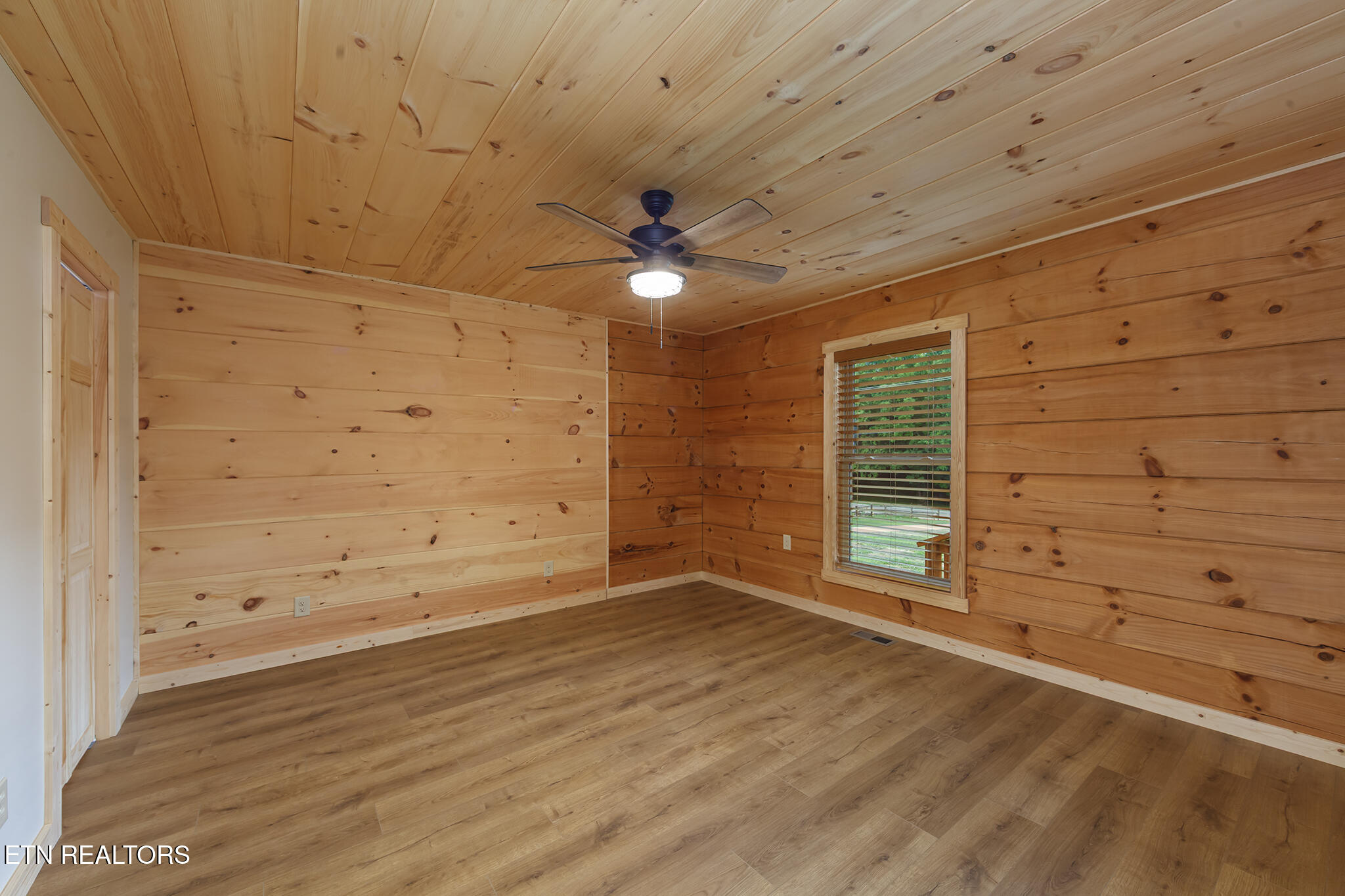 1519 Indian Warpath Road Sevierville TN 37876