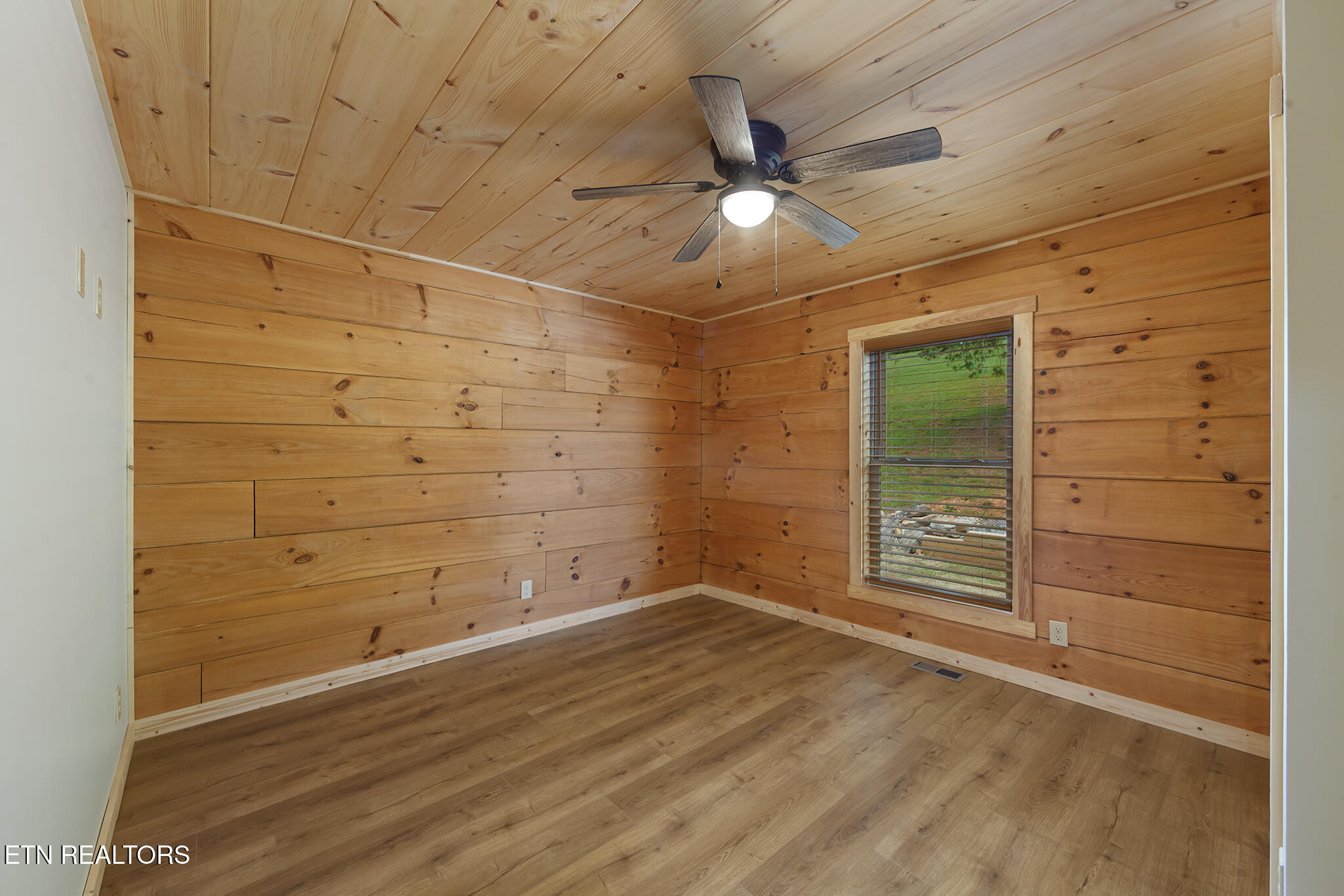 1519 Indian Warpath Road Sevierville TN 37876