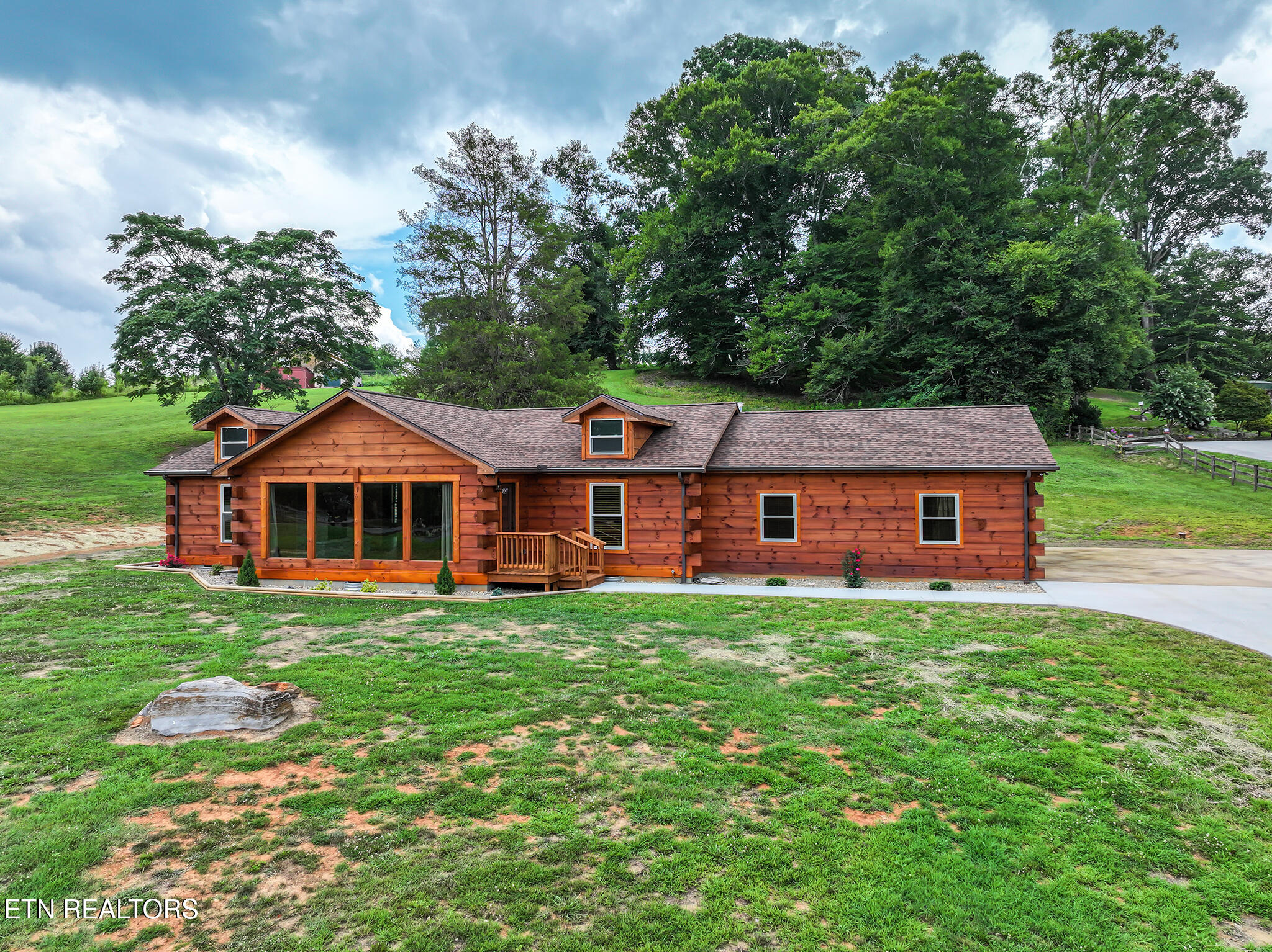 1519 Indian Warpath Road Sevierville TN 37876