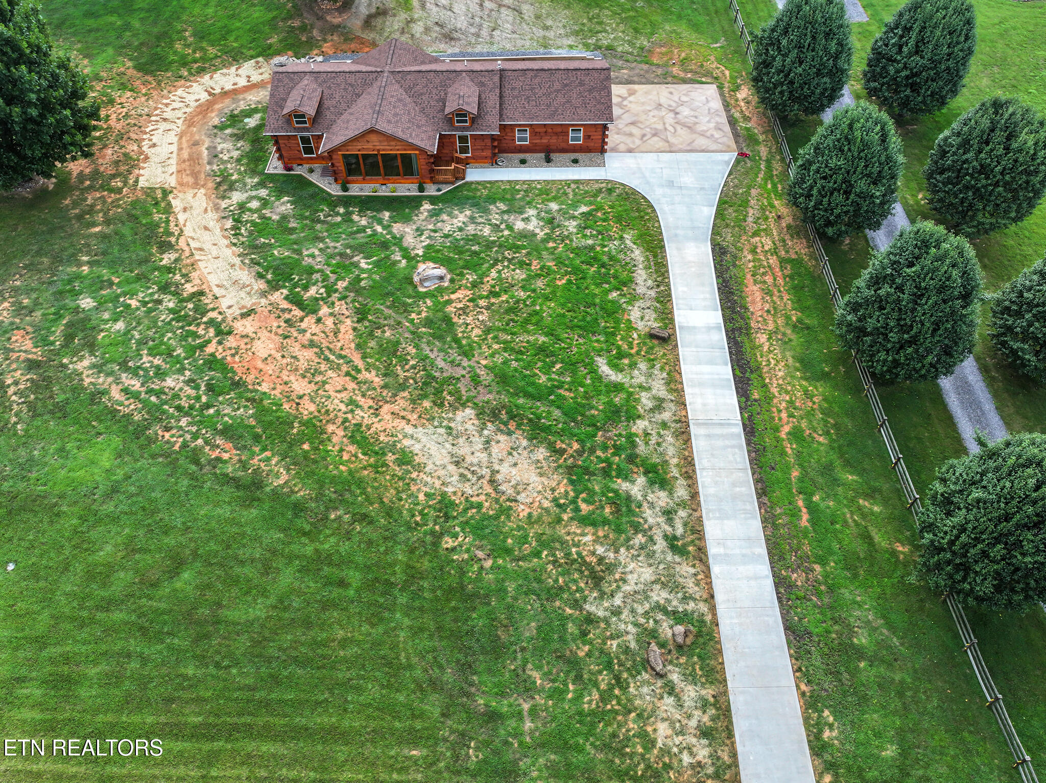 1519 Indian Warpath Road Sevierville TN 37876