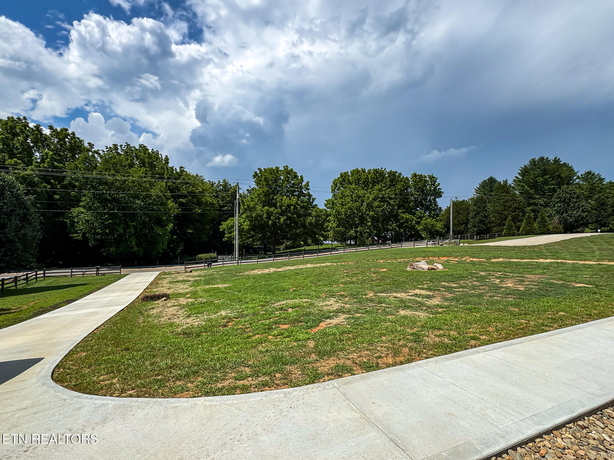 1519 Indian Warpath Road Sevierville TN 37876