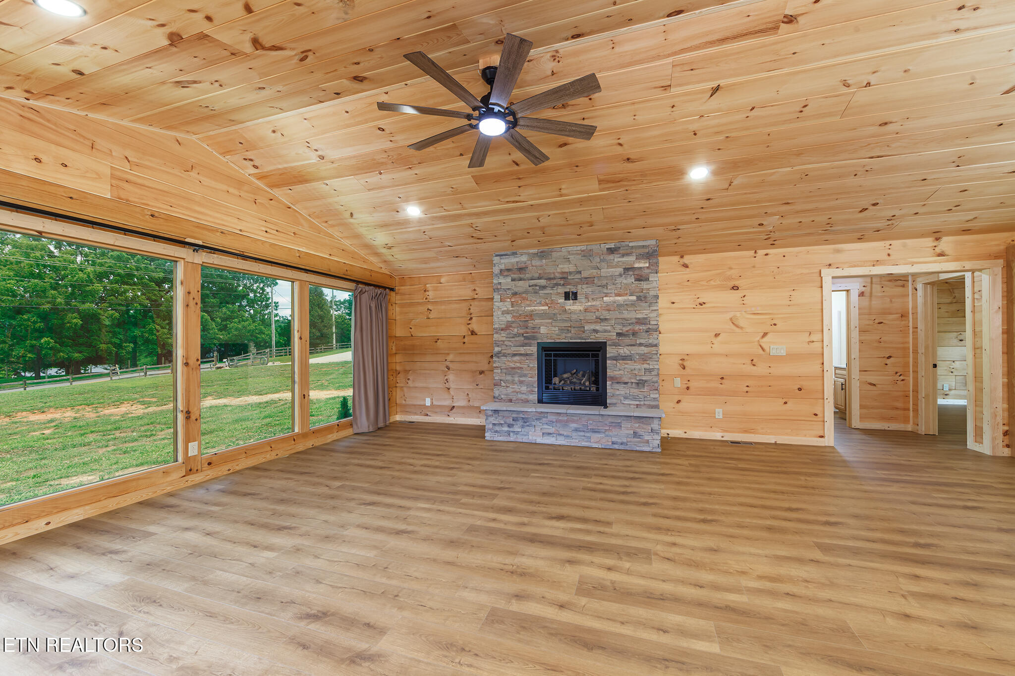 1519 Indian Warpath Road Sevierville TN 37876