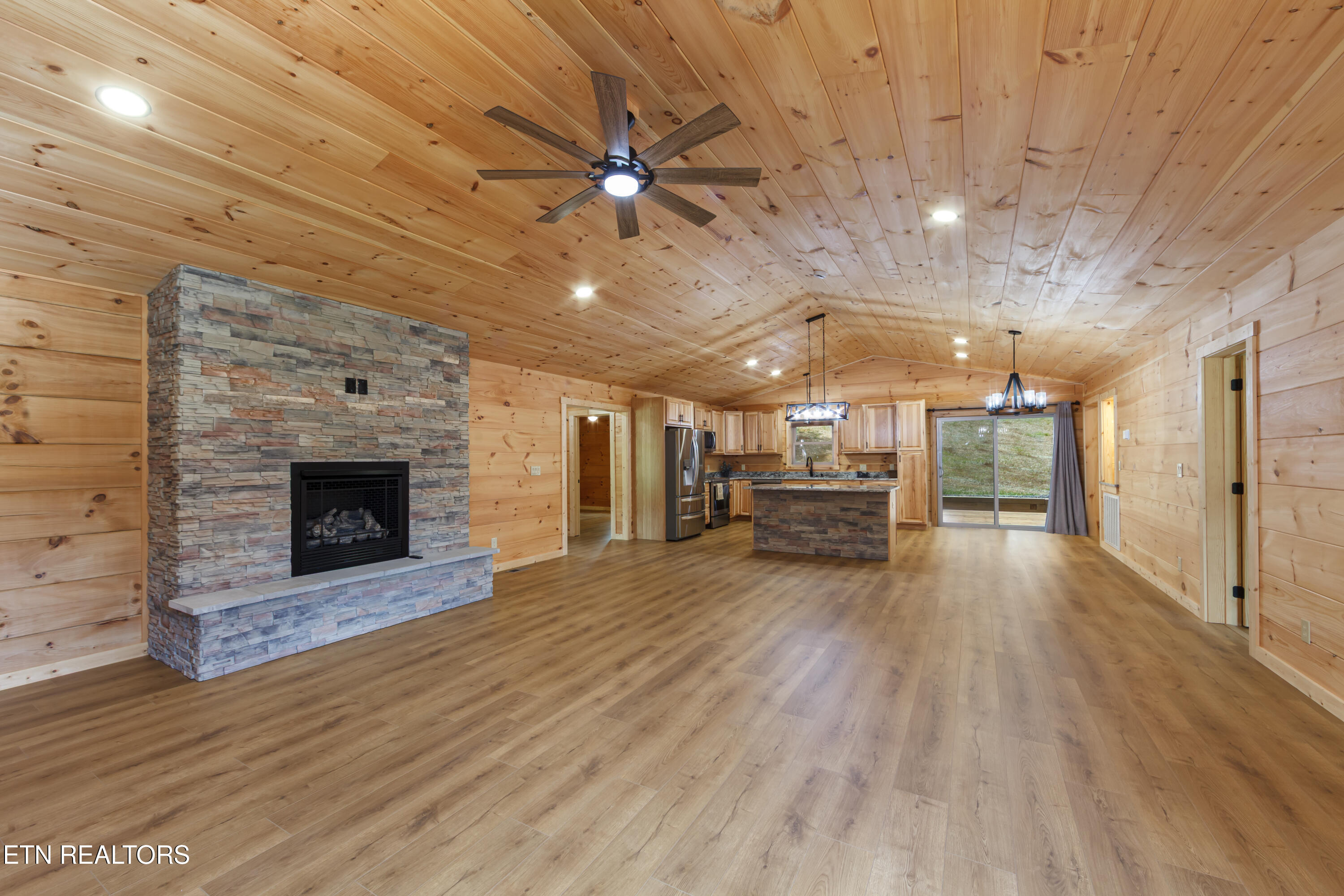1519 Indian Warpath Road Sevierville TN 37876