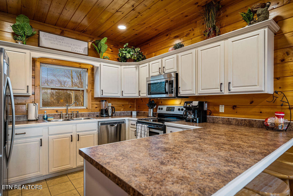 1911 Oakmont Drive Sevierville TN 37876