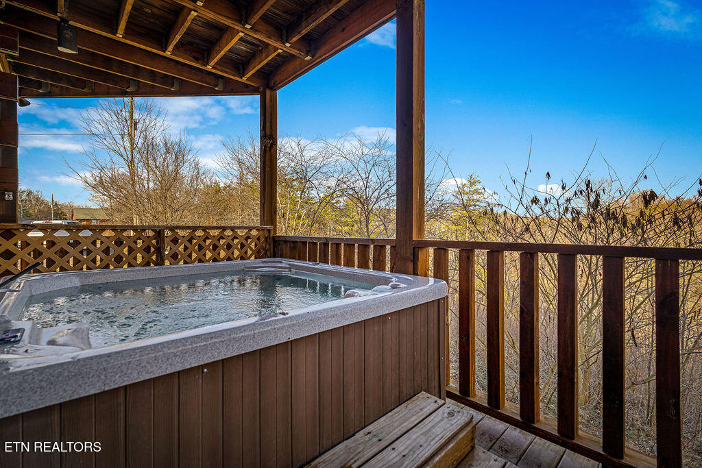 1911 Oakmont Drive Sevierville TN 37876
