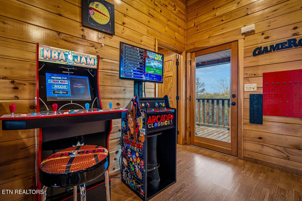 1911 Oakmont Drive Sevierville TN 37876