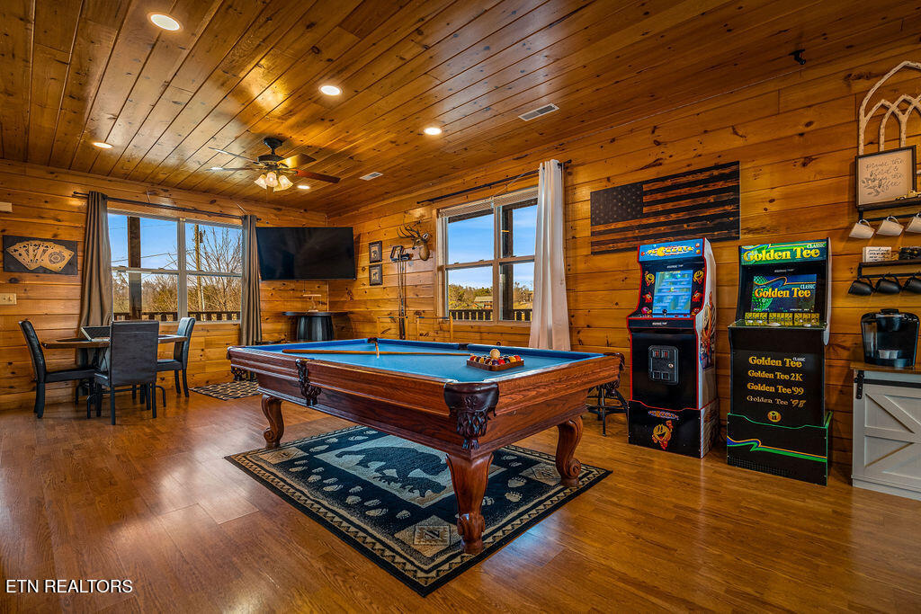 1911 Oakmont Drive Sevierville TN 37876