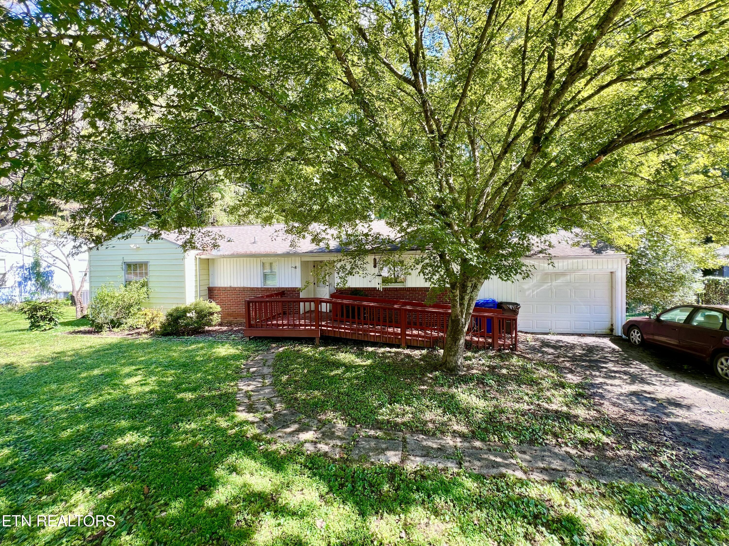 103 Emerson Circle Oak Ridge TN 37830