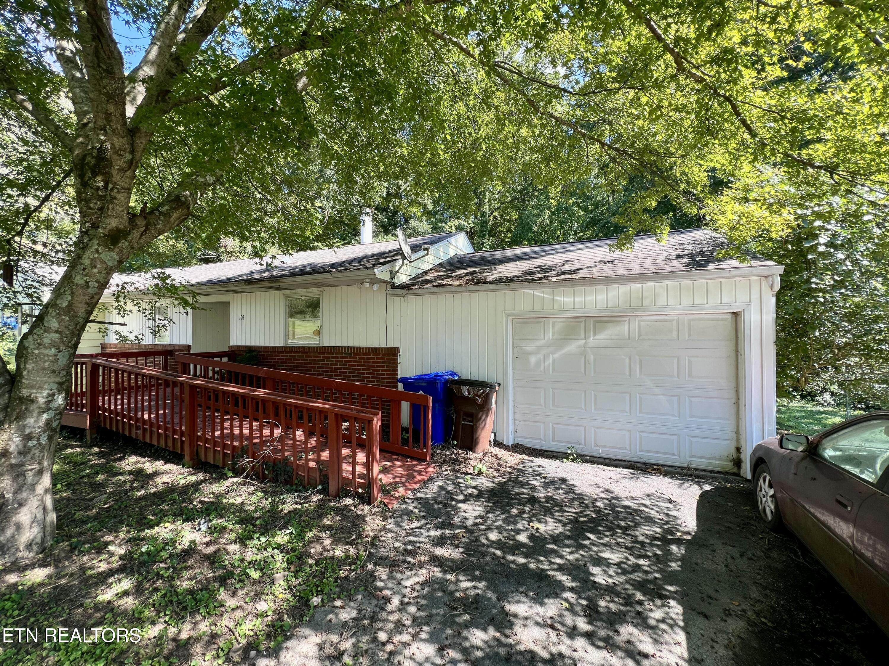 103 Emerson Circle Oak Ridge TN 37830