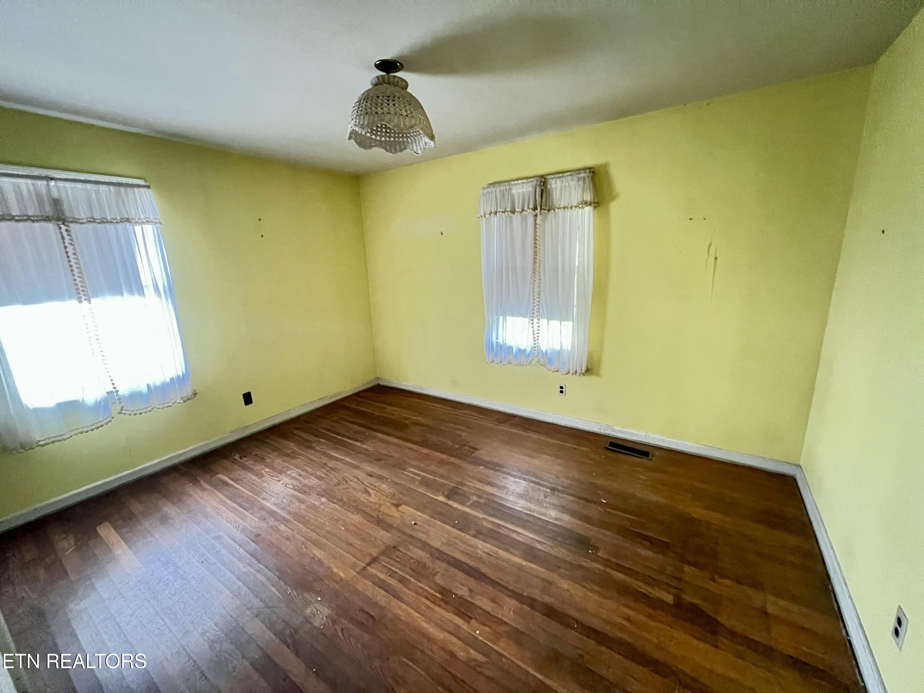103 Emerson Circle Oak Ridge TN 37830