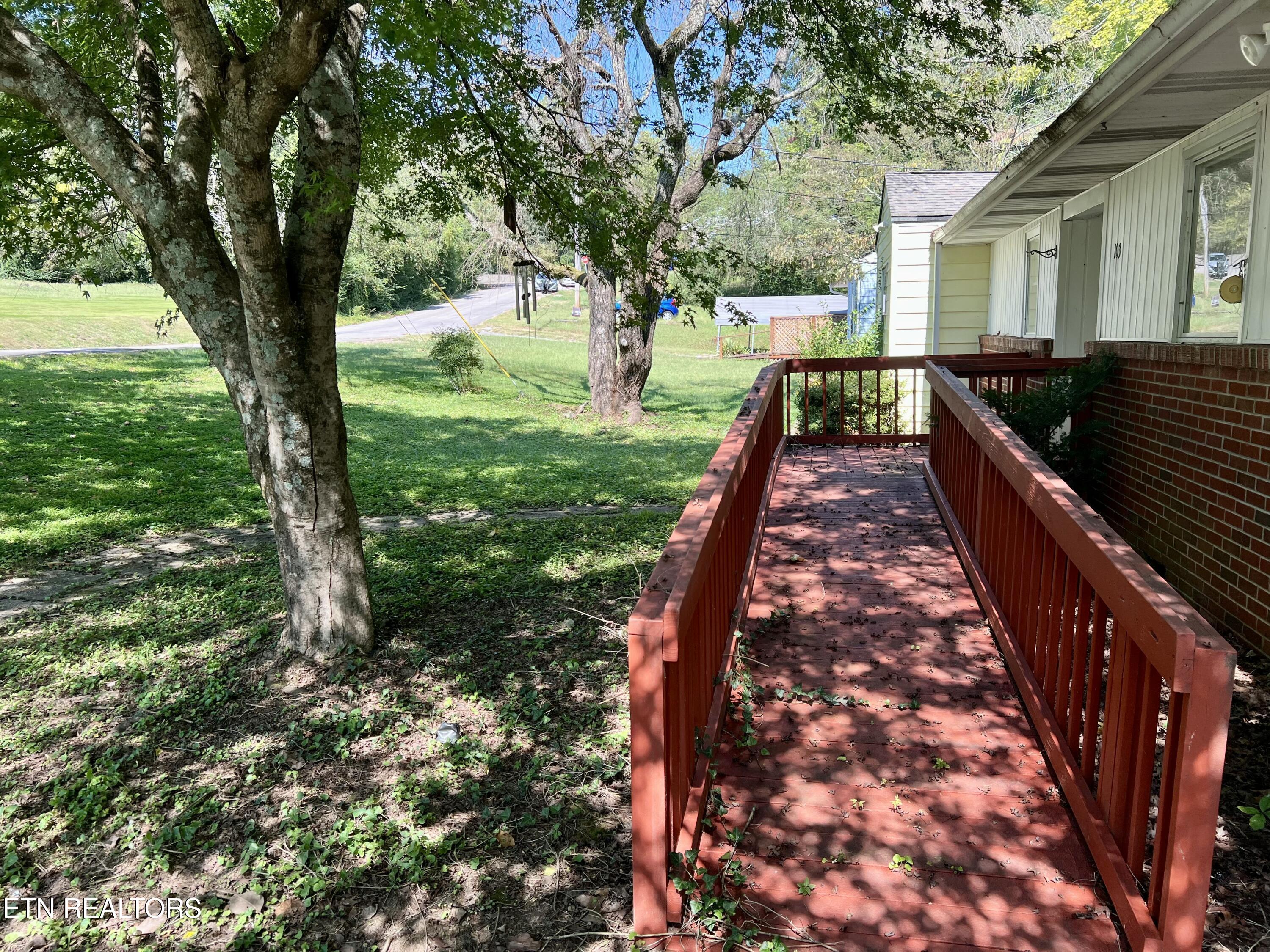 103 Emerson Circle Oak Ridge TN 37830