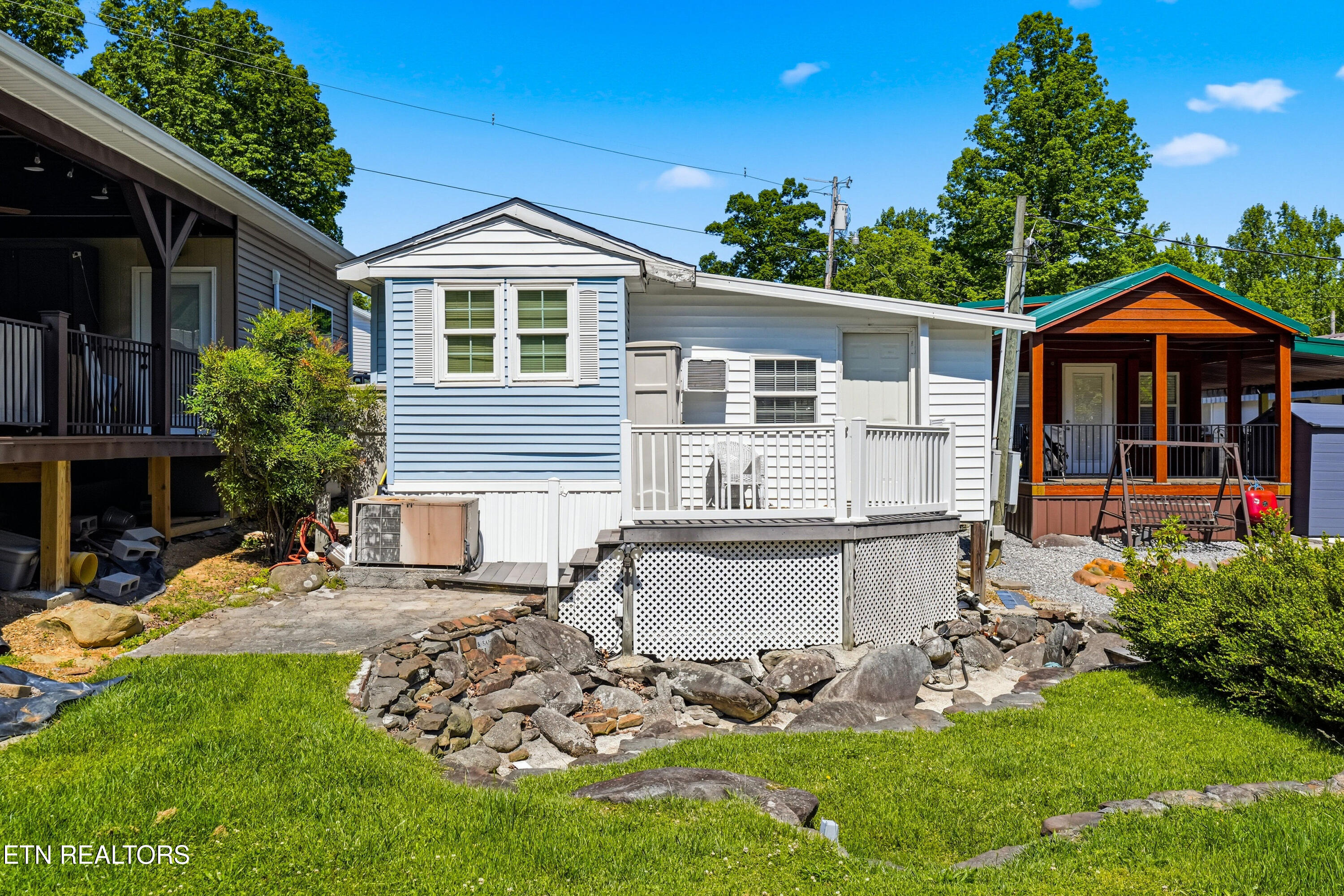 5355 Parkway Cosby TN 37722