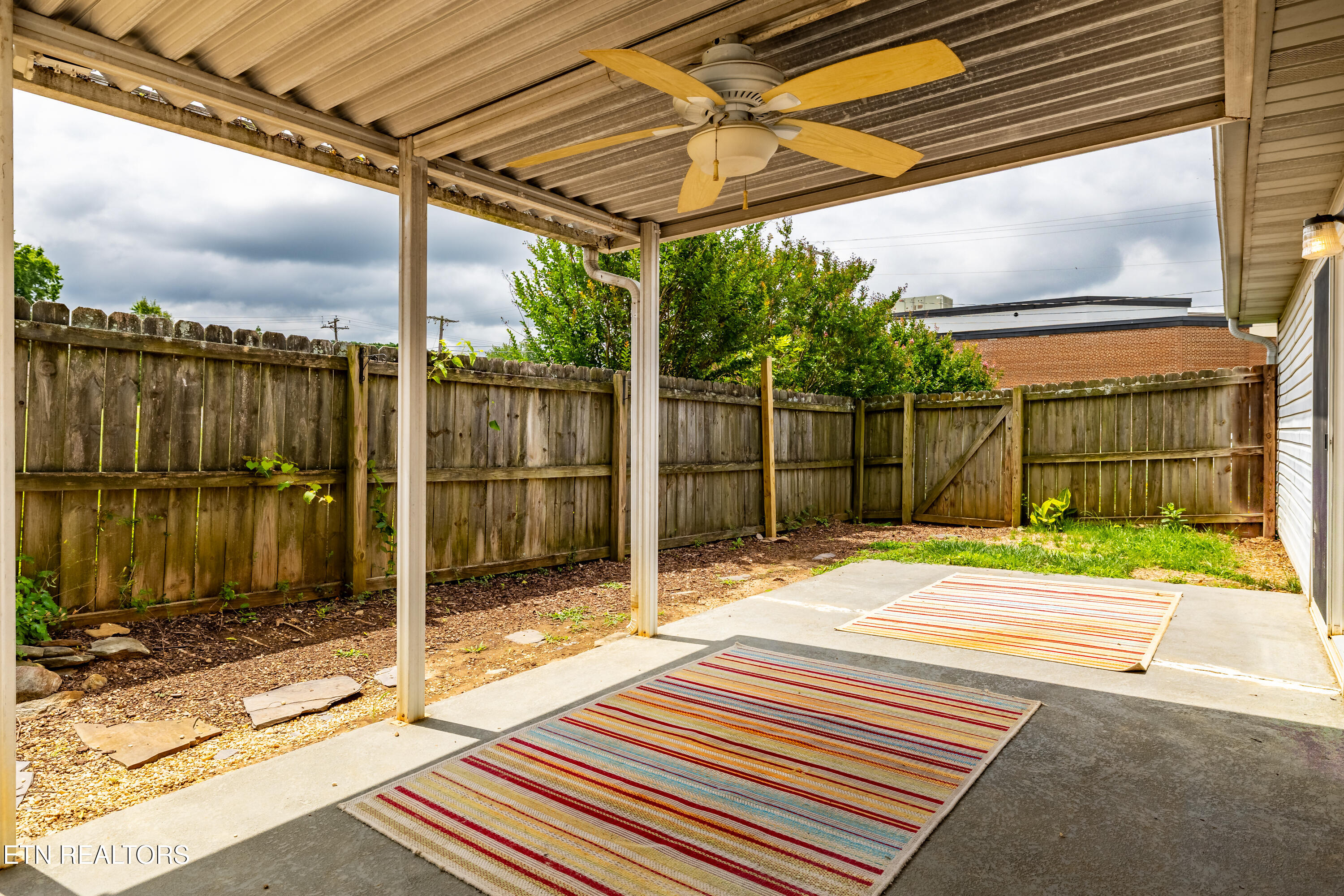 812 S Cedar Street Maryville TN 37804