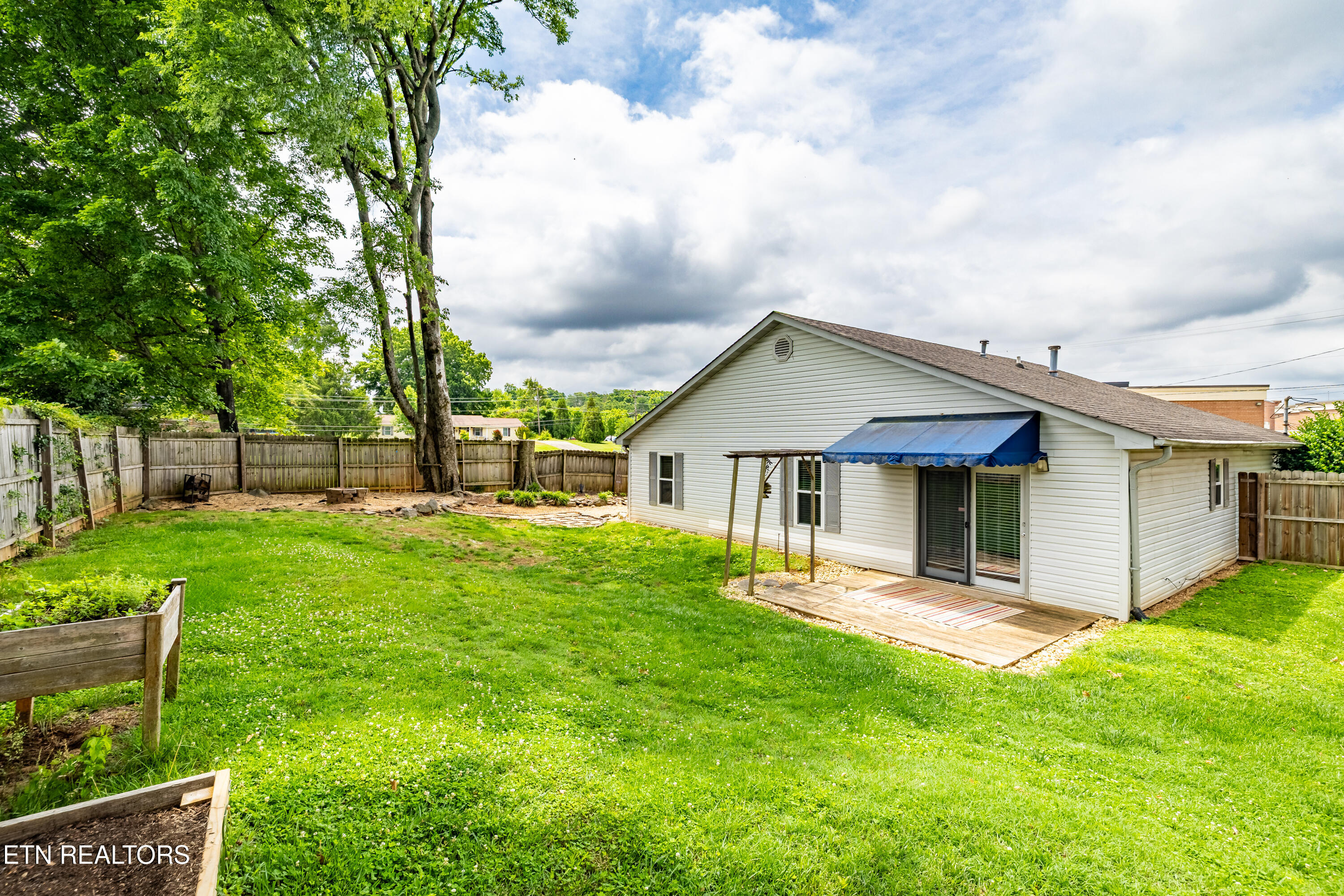 812 S Cedar Street Maryville TN 37804