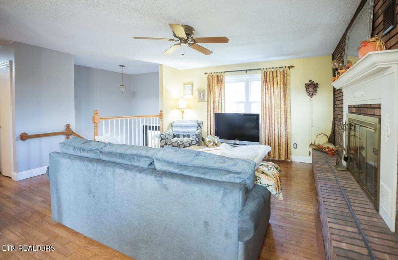 113 Lake Hills Drive Oak Ridge TN 37830