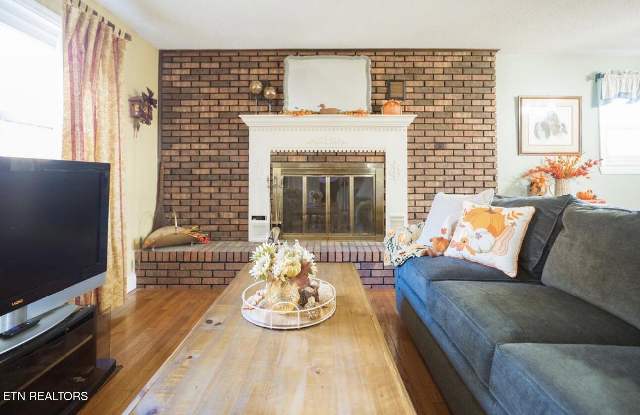 113 Lake Hills Drive Oak Ridge TN 37830