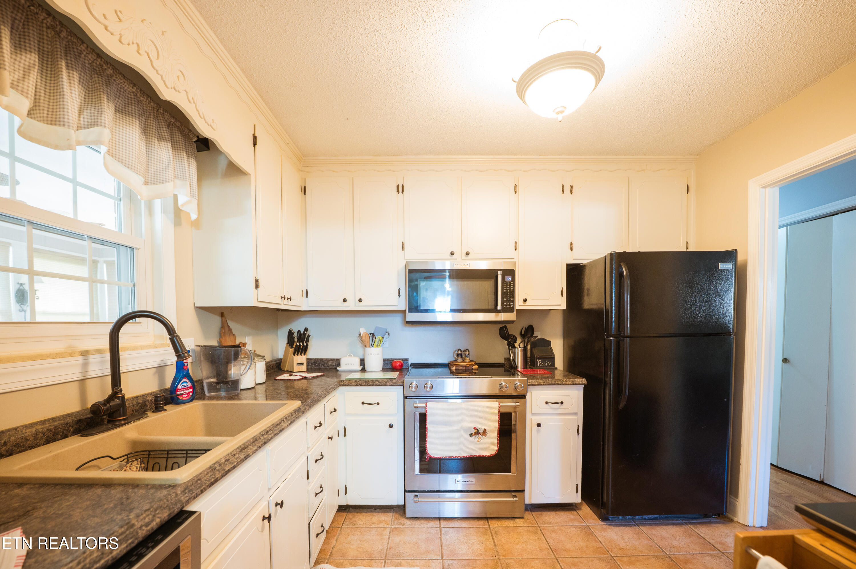 113 Lake Hills Drive Oak Ridge TN 37830