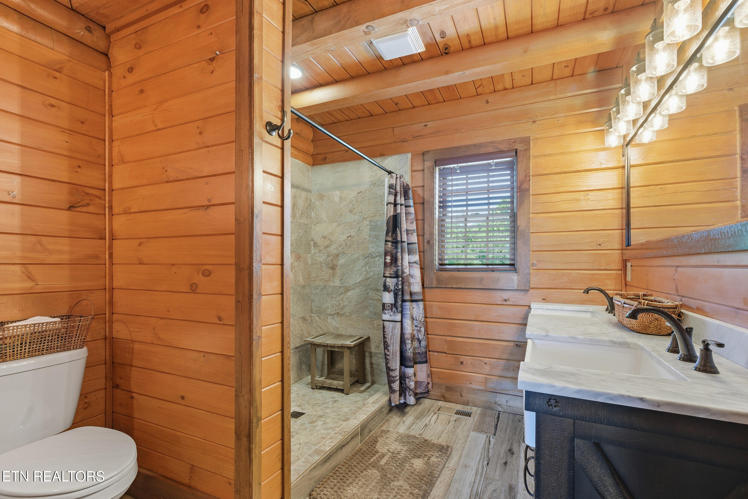 375 Perry Branch Way Sevierville TN 37876