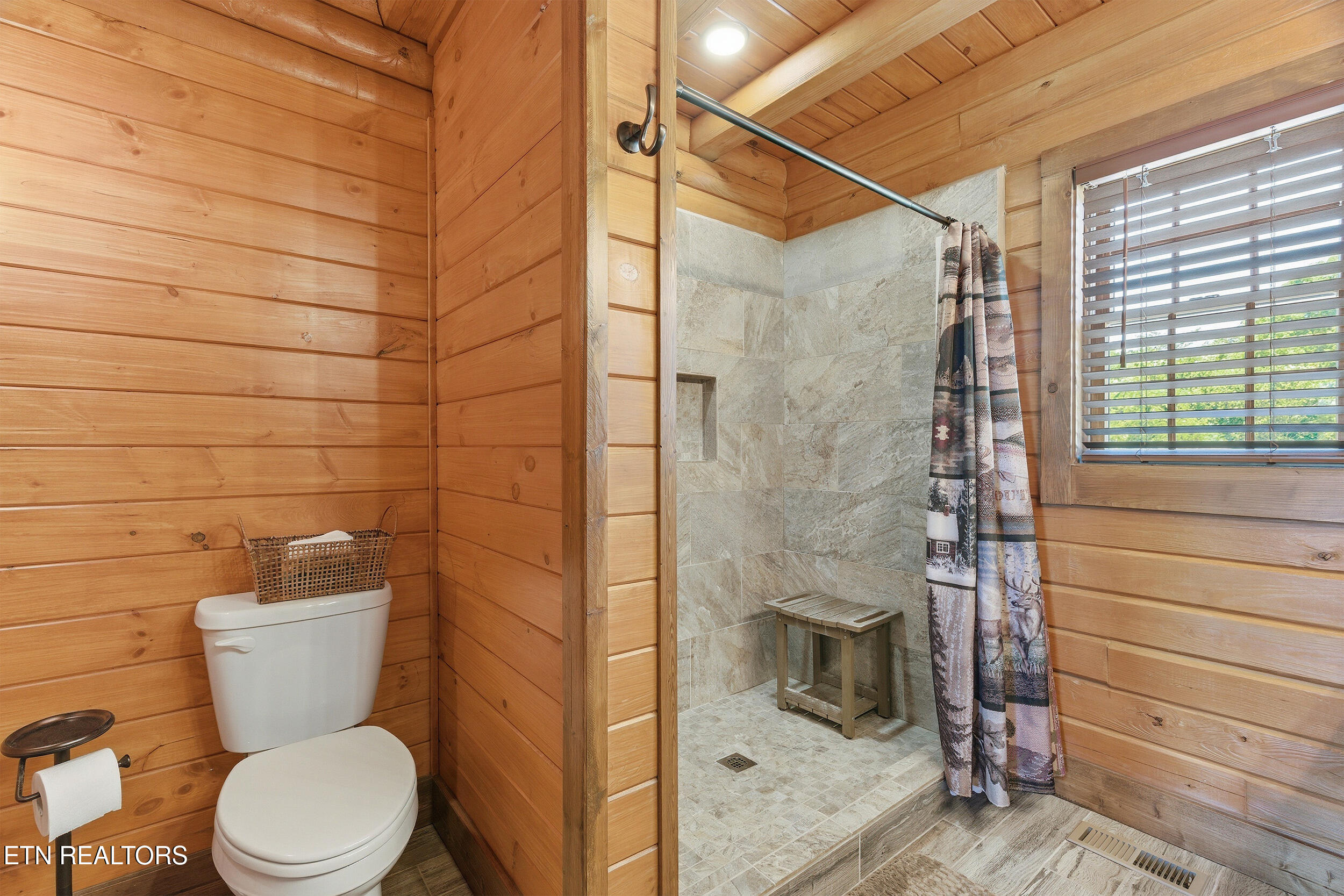 375 Perry Branch Way Sevierville TN 37876