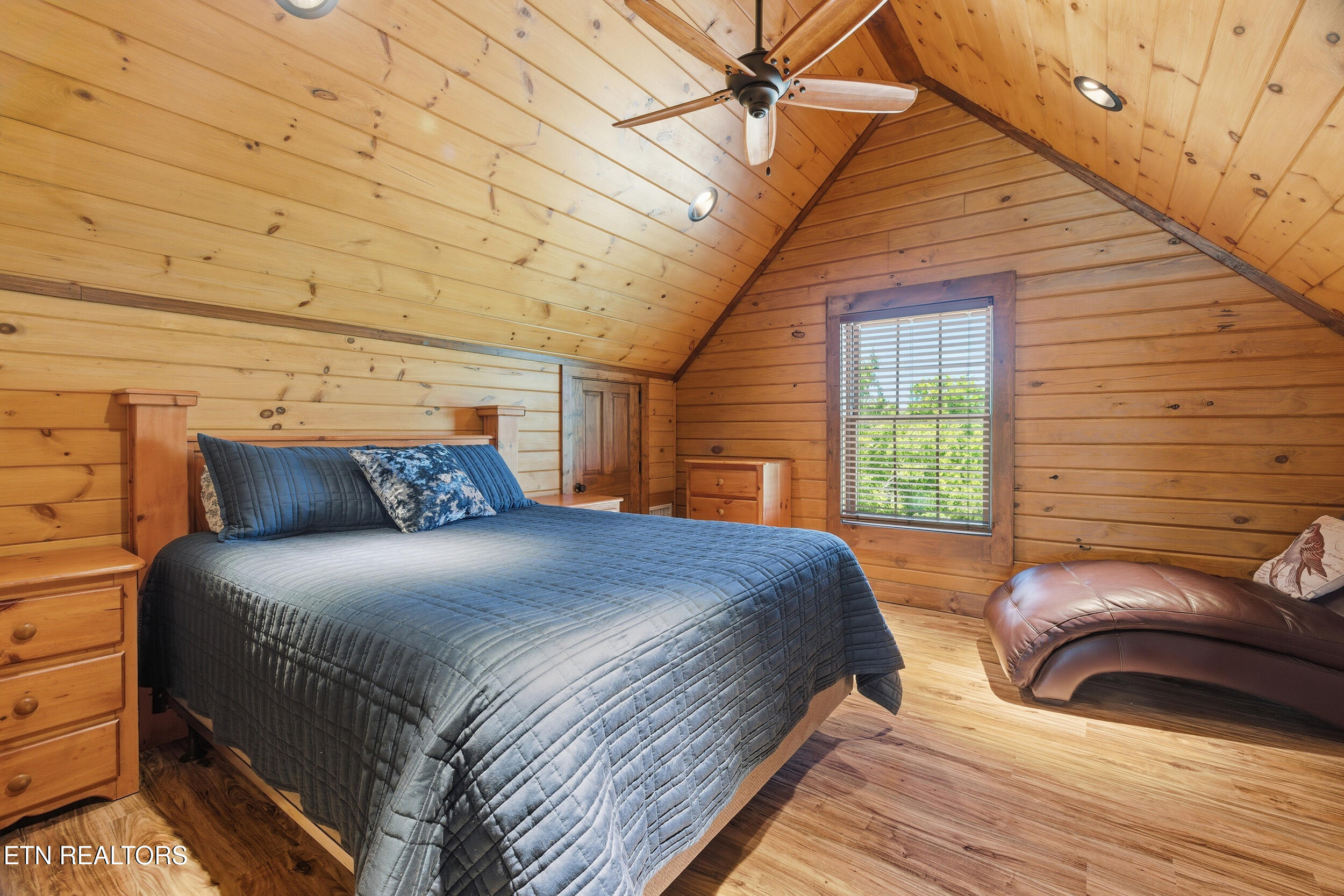 375 Perry Branch Way Sevierville TN 37876