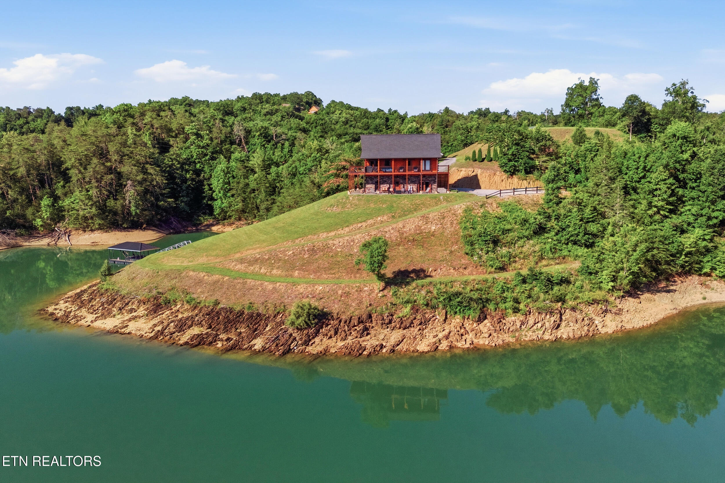 375 Perry Branch Way Sevierville TN 37876