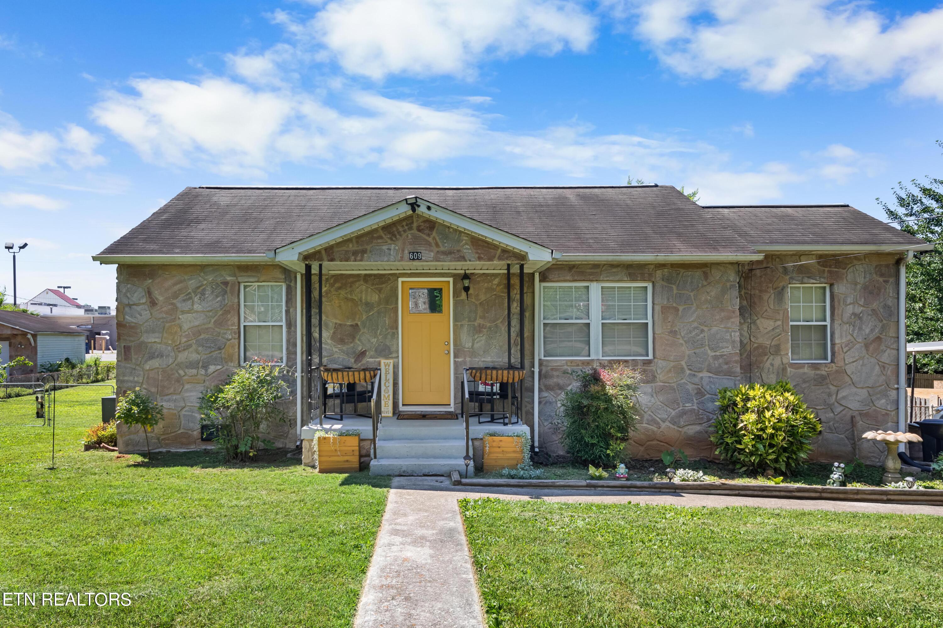 609 Leconte Lane Knoxville TN 37912
