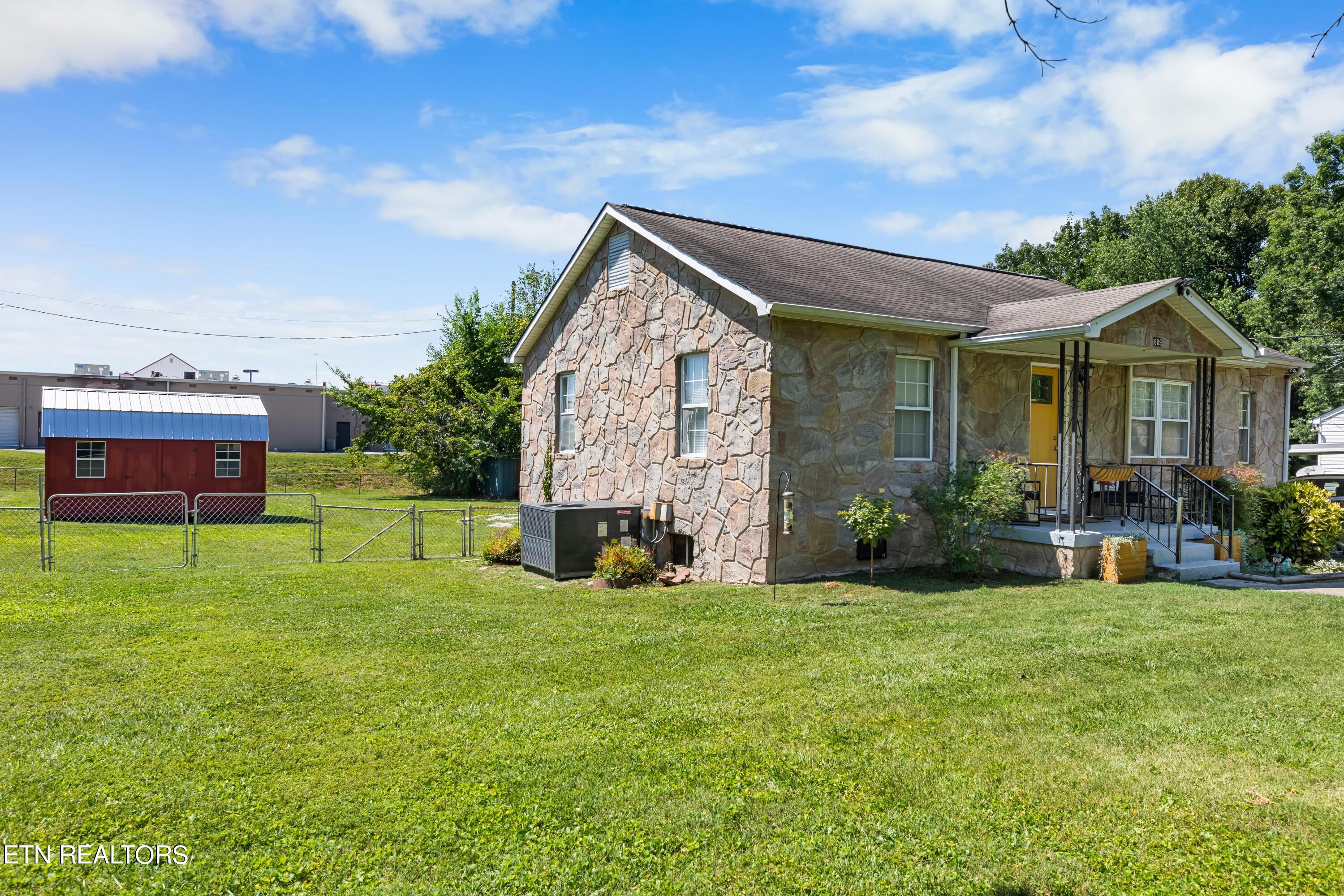609 Leconte Lane Knoxville TN 37912