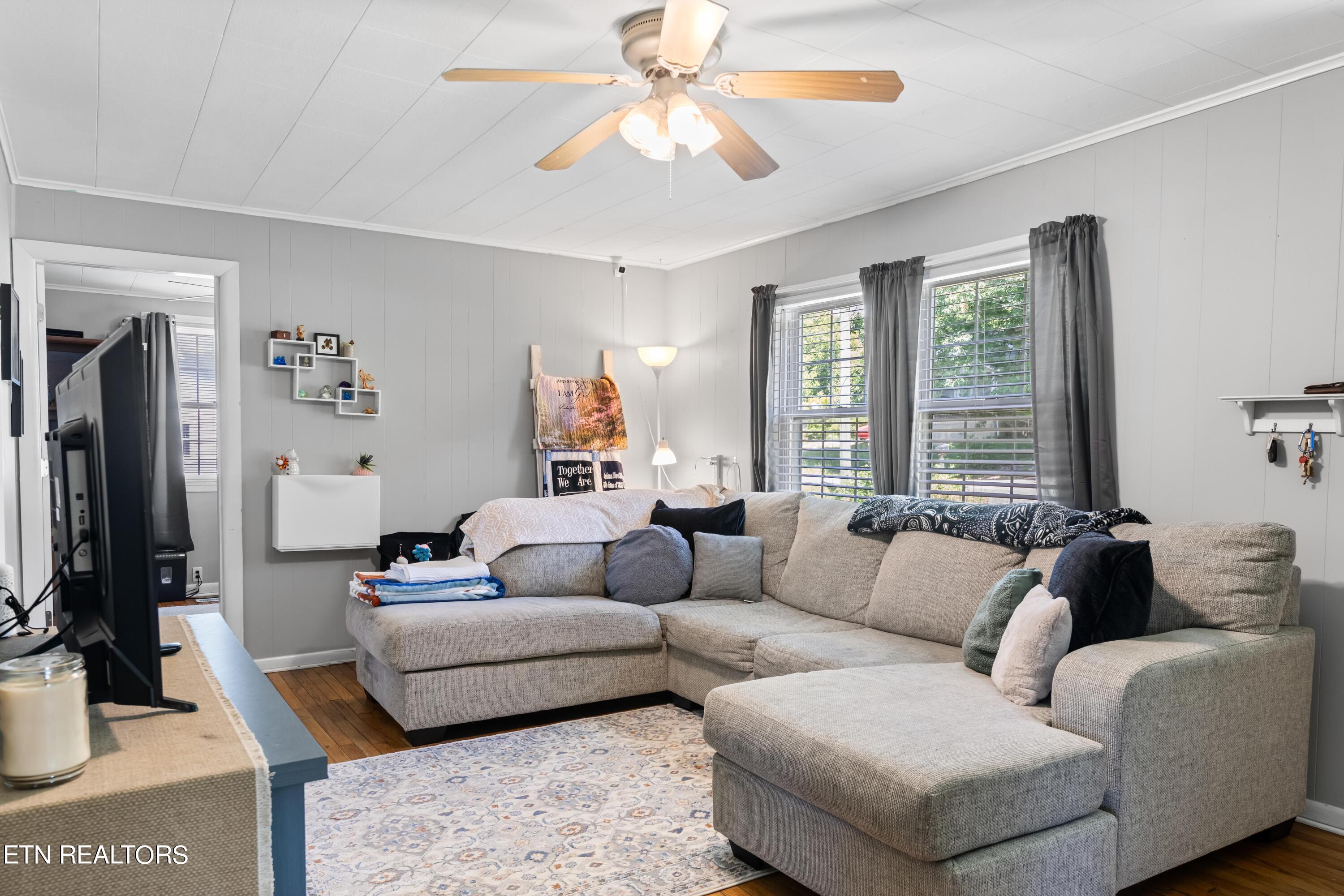 609 Leconte Lane Knoxville TN 37912