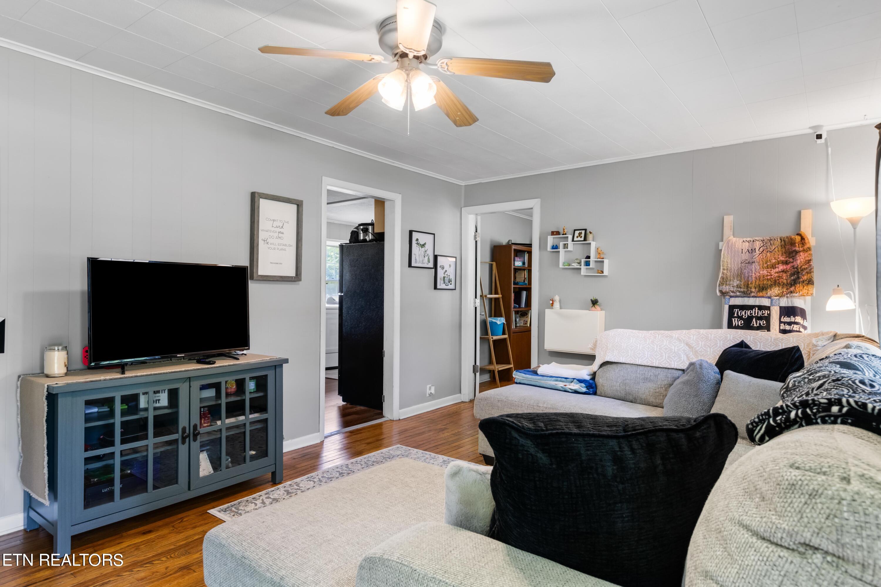 609 Leconte Lane Knoxville TN 37912