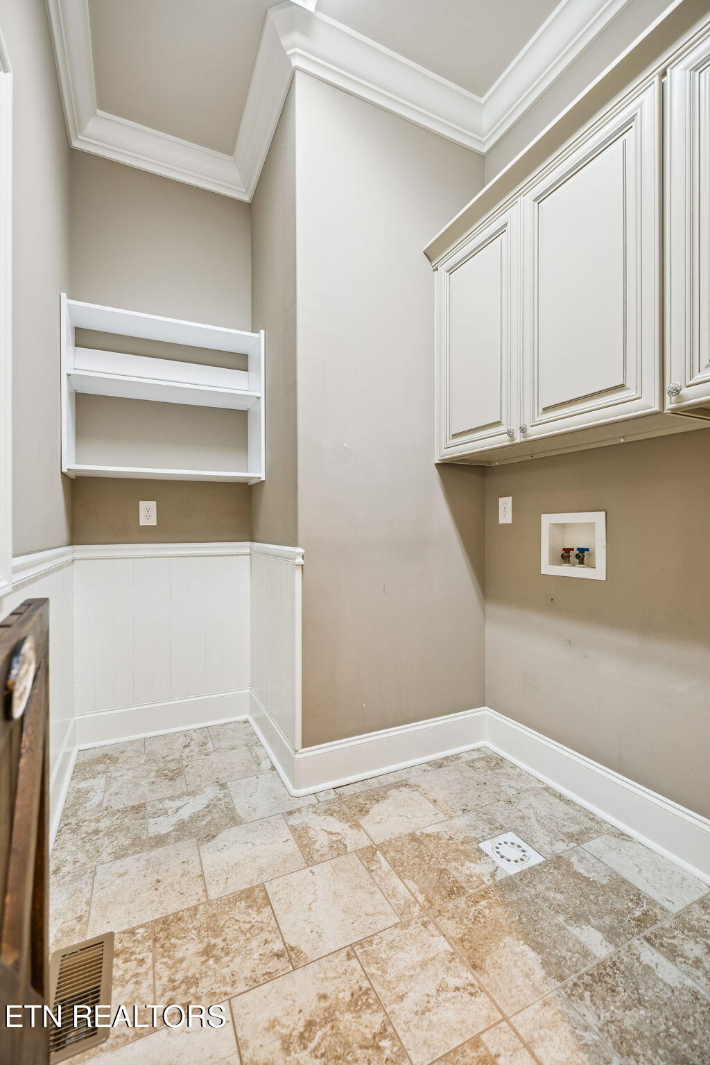 200 Cool Springs Boulevard Knoxville TN 37934
