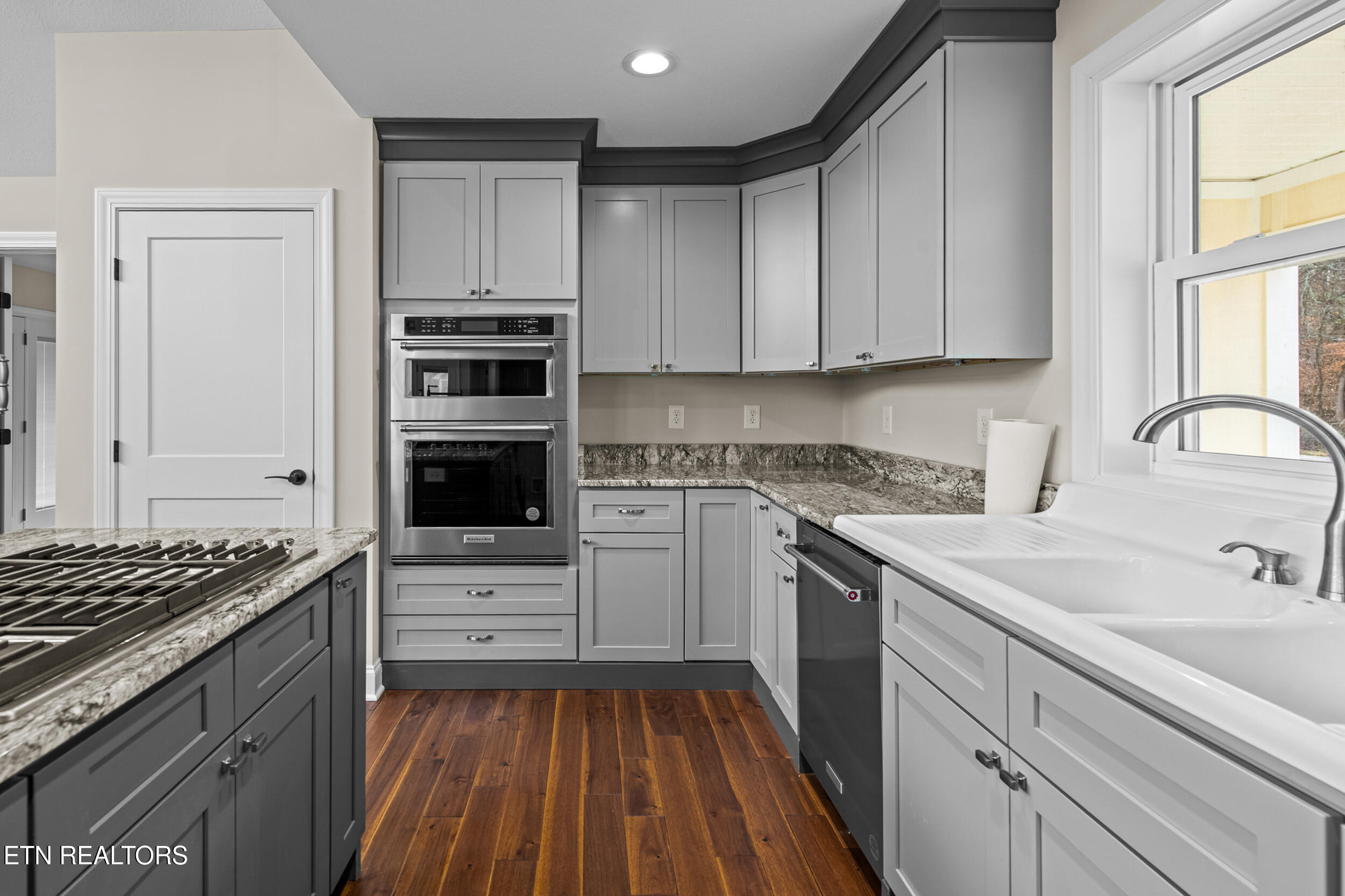 124 Laura Lane Maynardville TN 37807