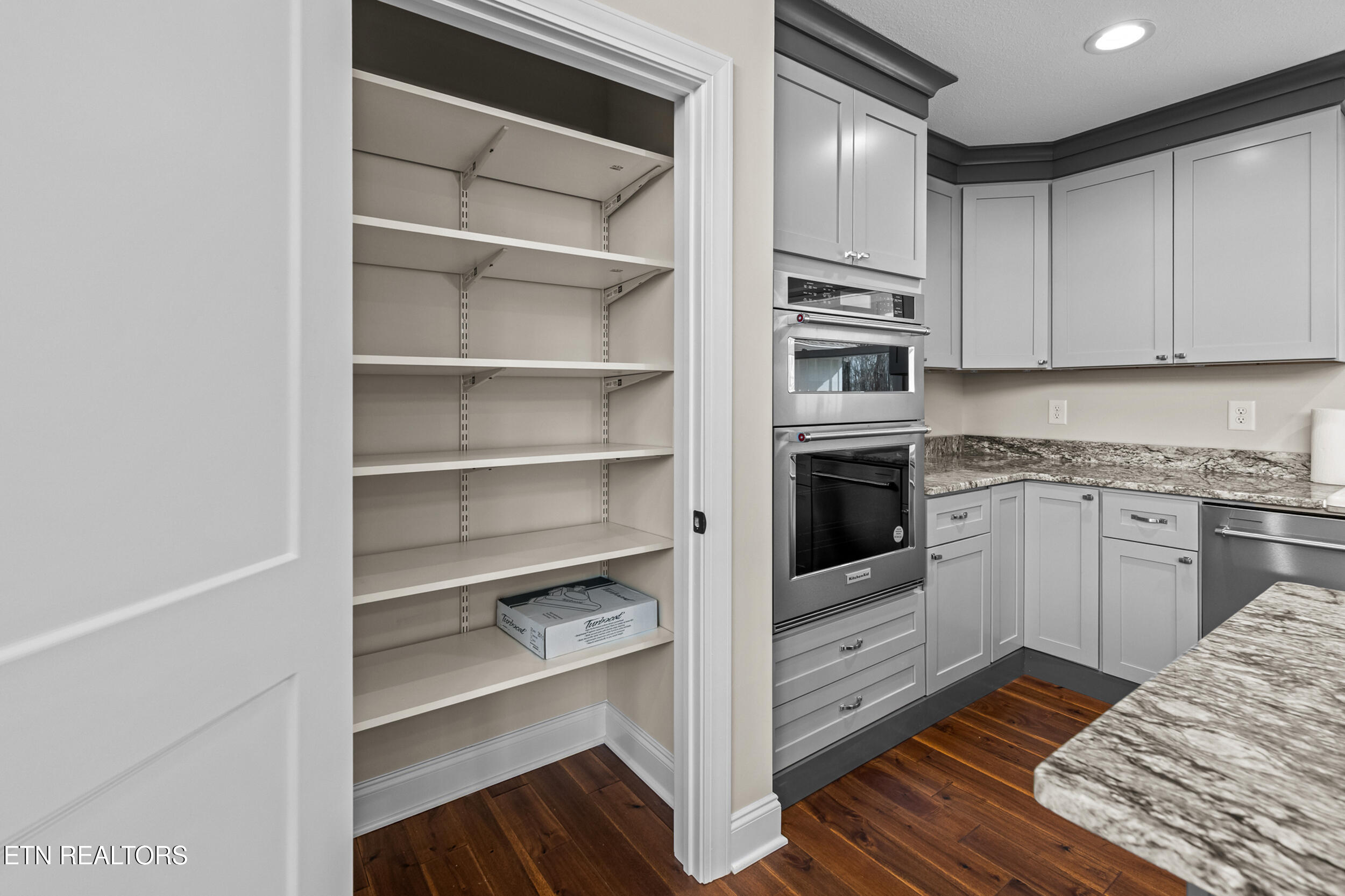 124 Laura Lane Maynardville TN 37807