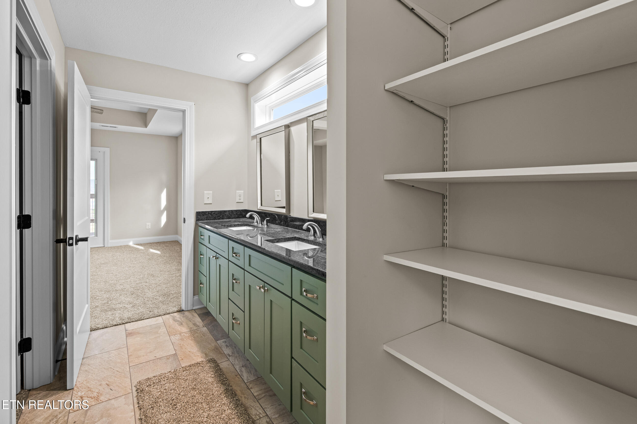 124 Laura Lane Maynardville TN 37807