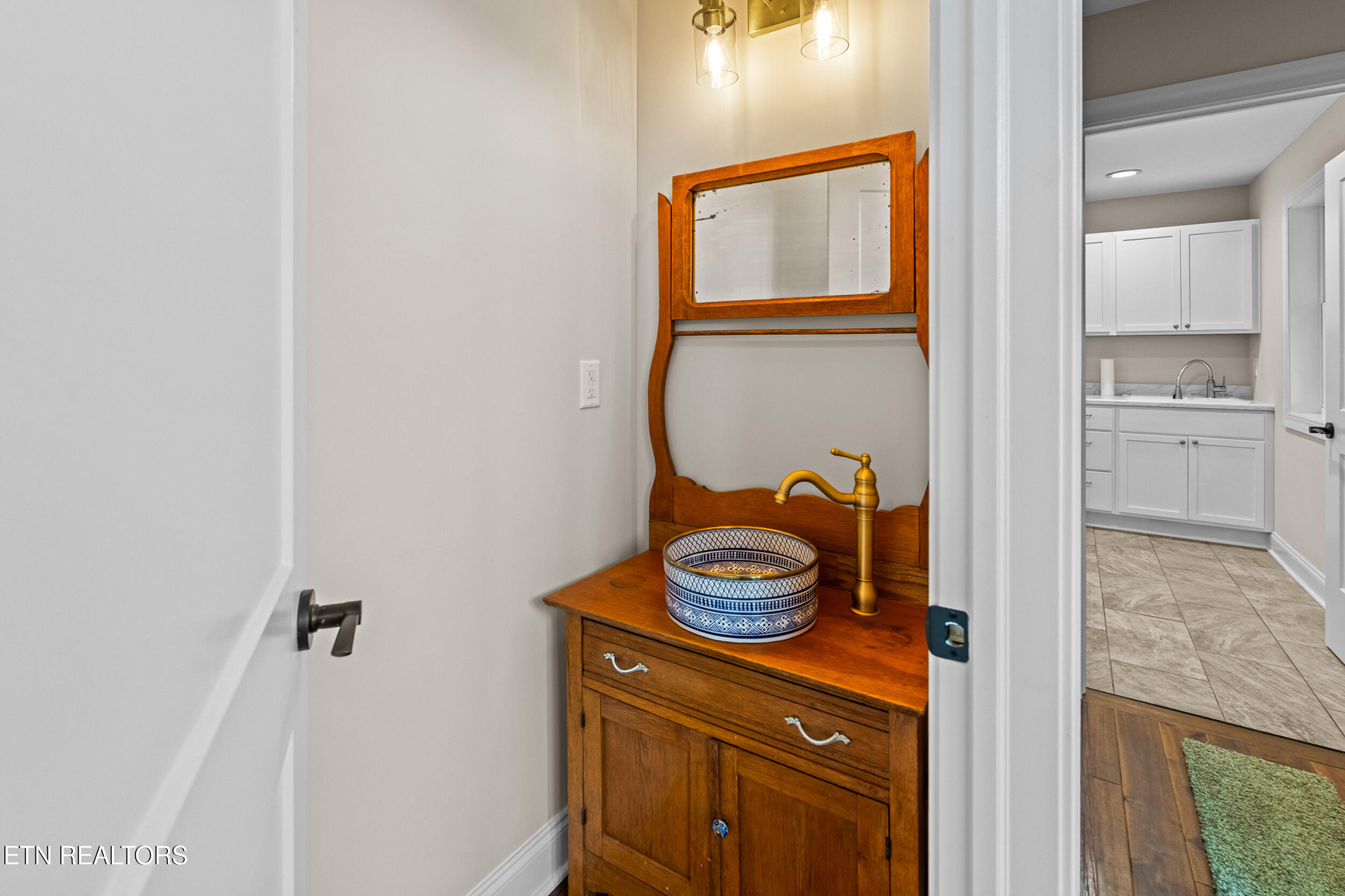 124 Laura Lane Maynardville TN 37807