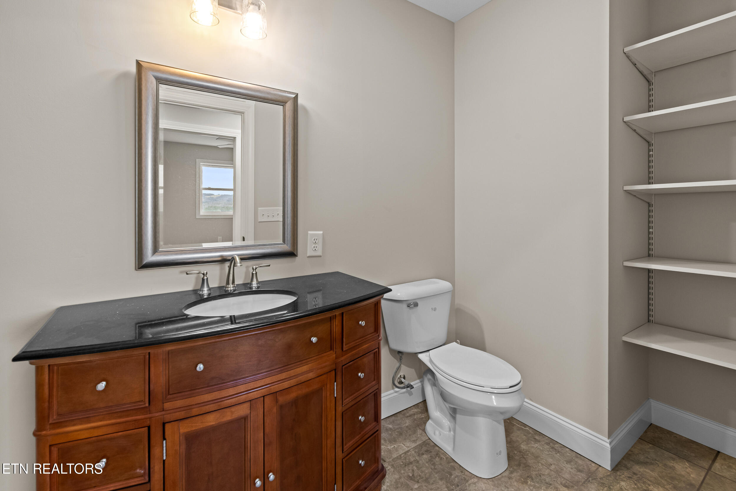 124 Laura Lane Maynardville TN 37807