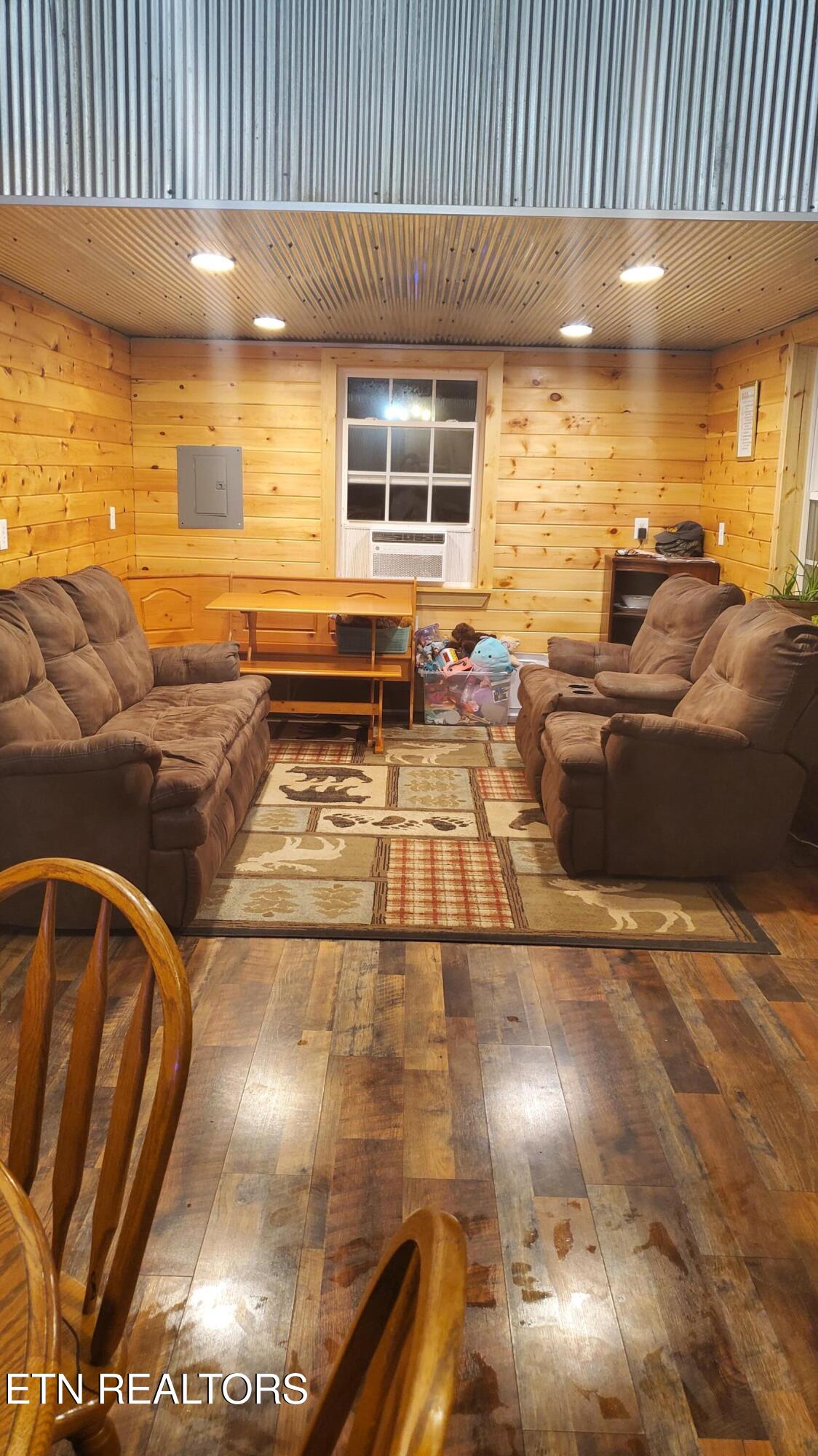 195 Laurel Cliff Road Clarkrange TN 38553